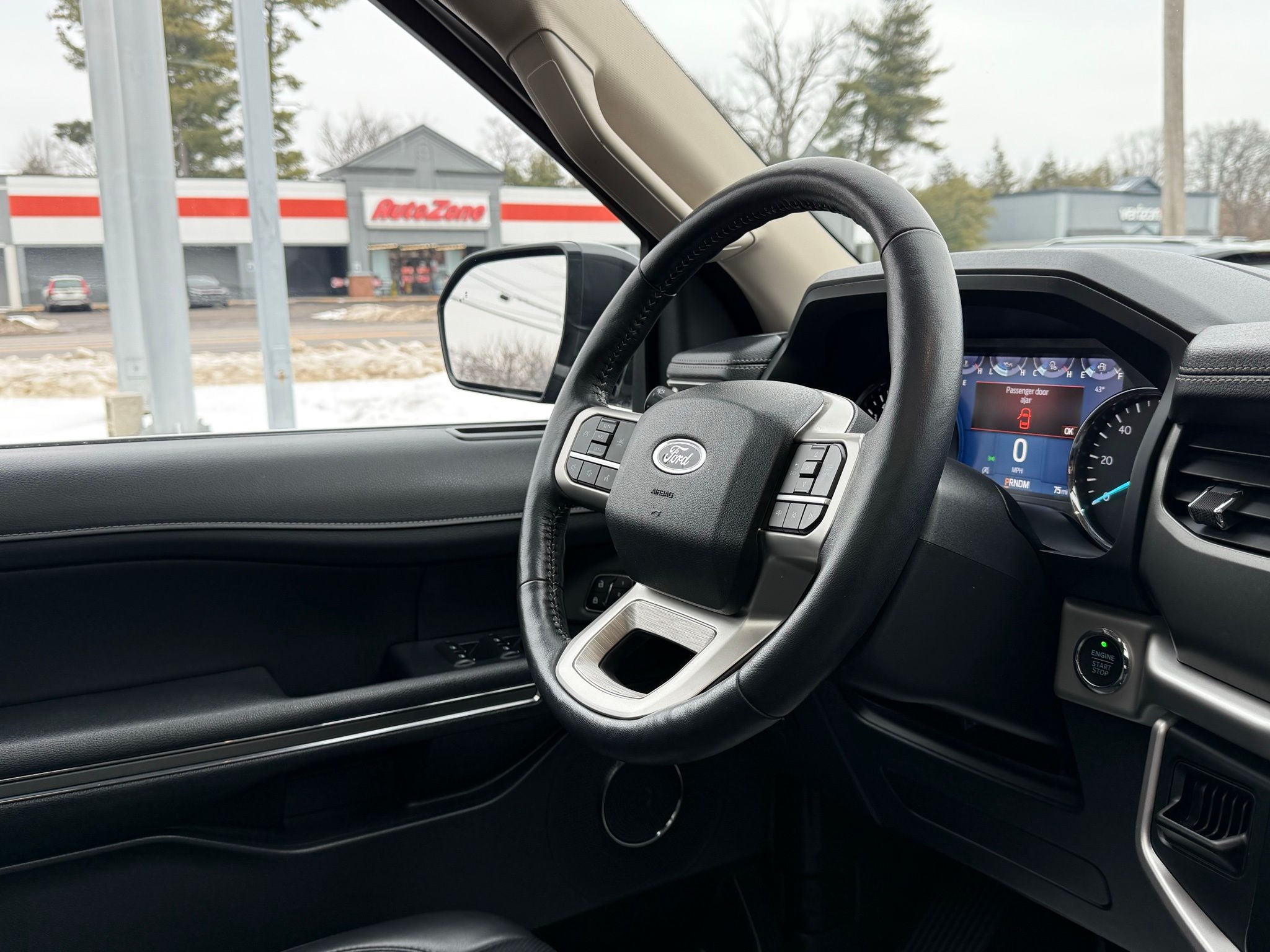 Ford Expedition  2023