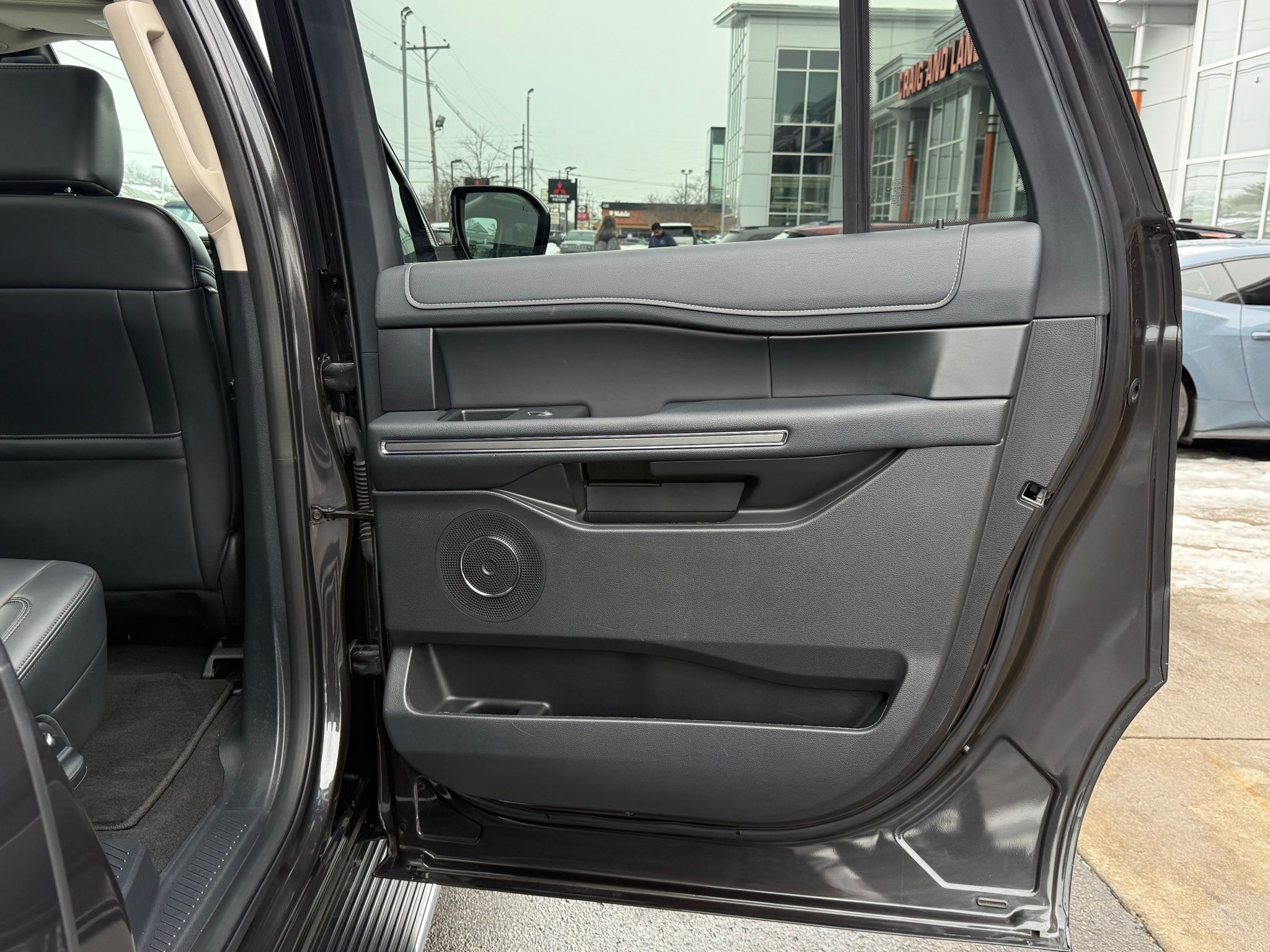 Ford Expedition  2023