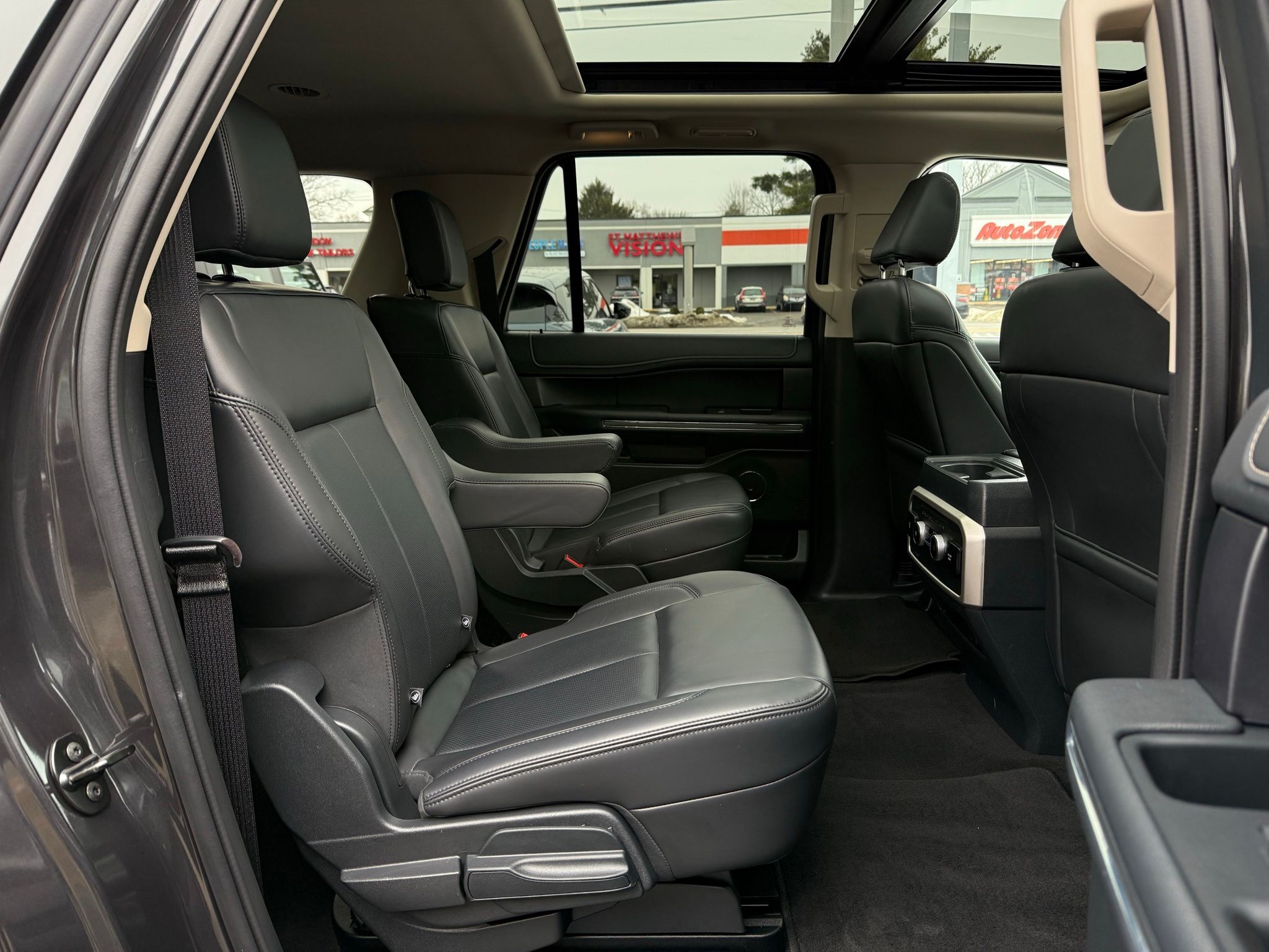 Ford Expedition  2023