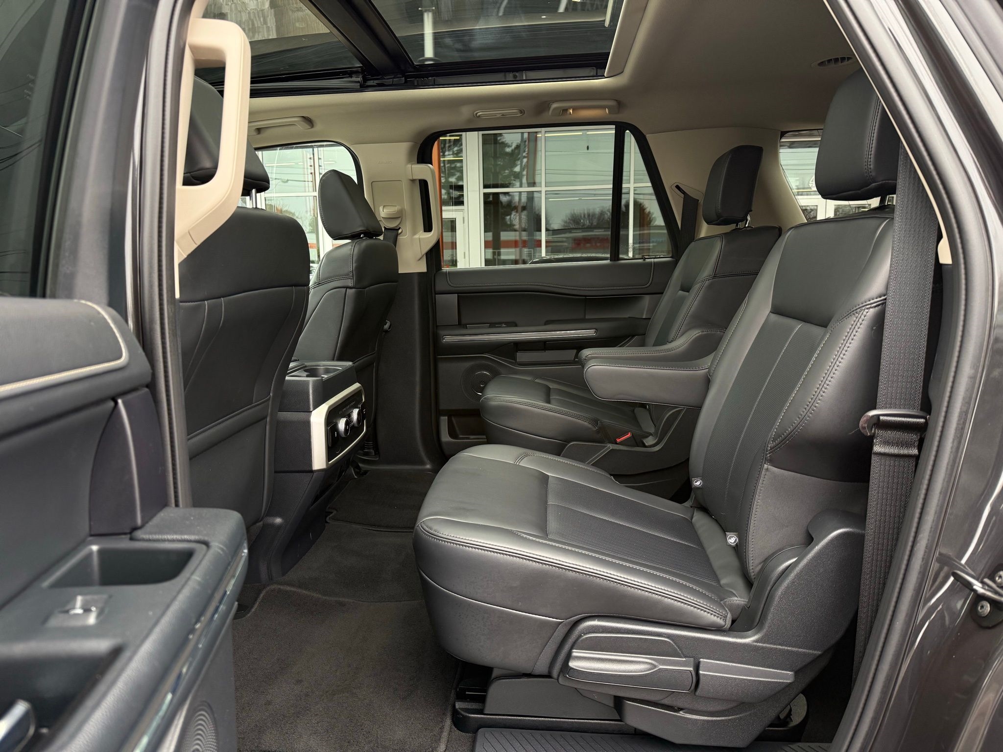 Ford Expedition  2023