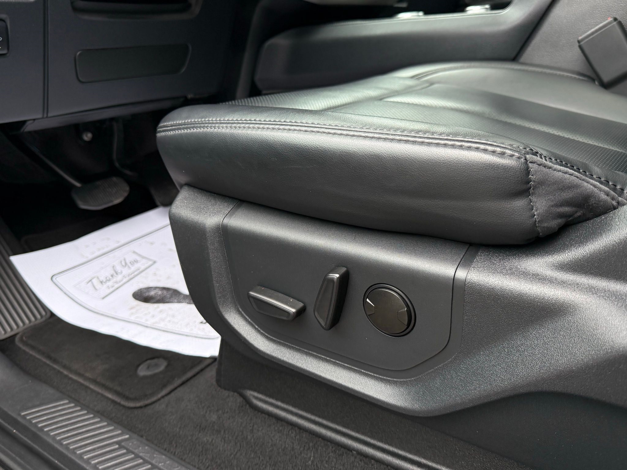 Ford Expedition  2023