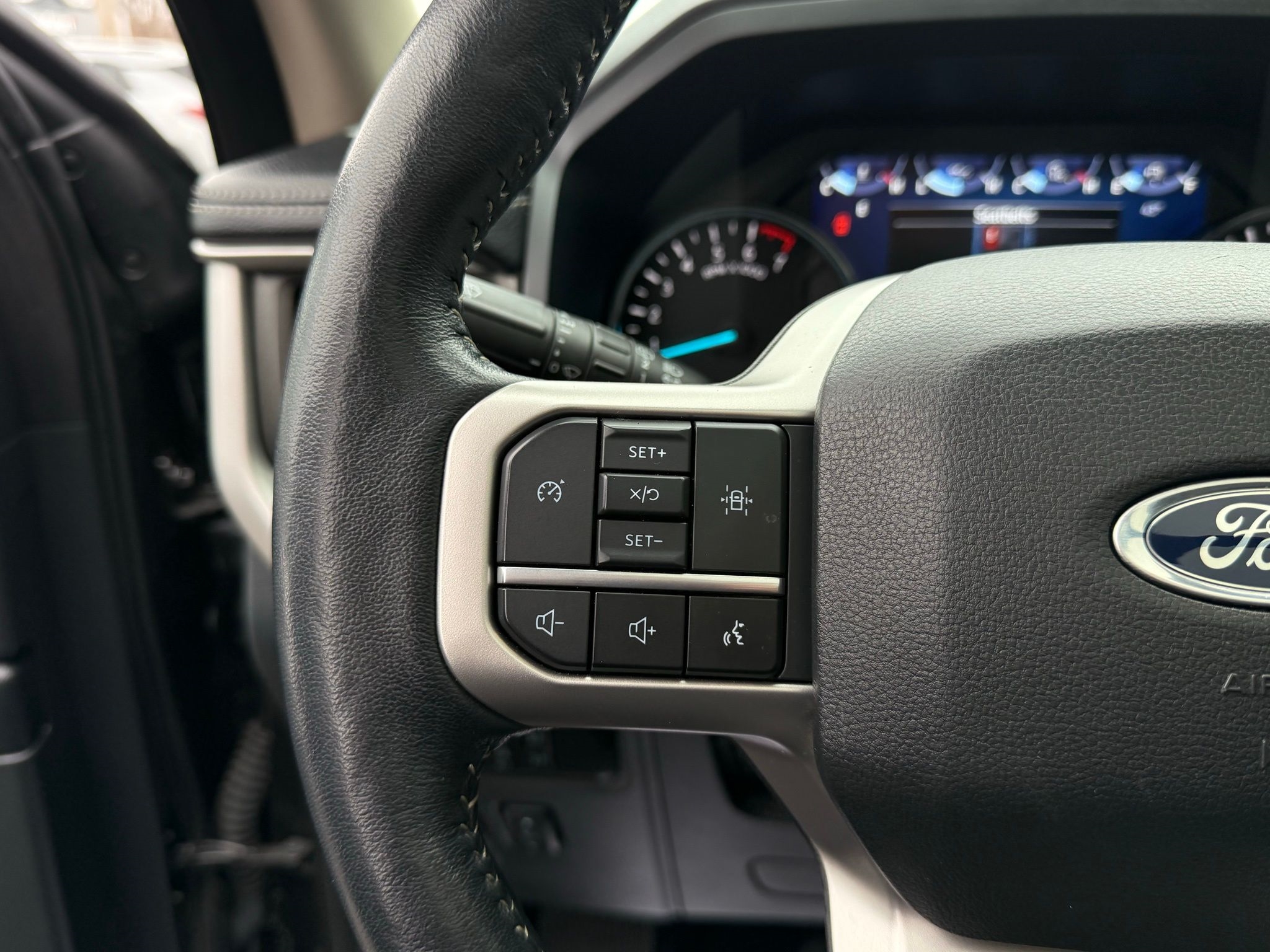 Ford Expedition  2023