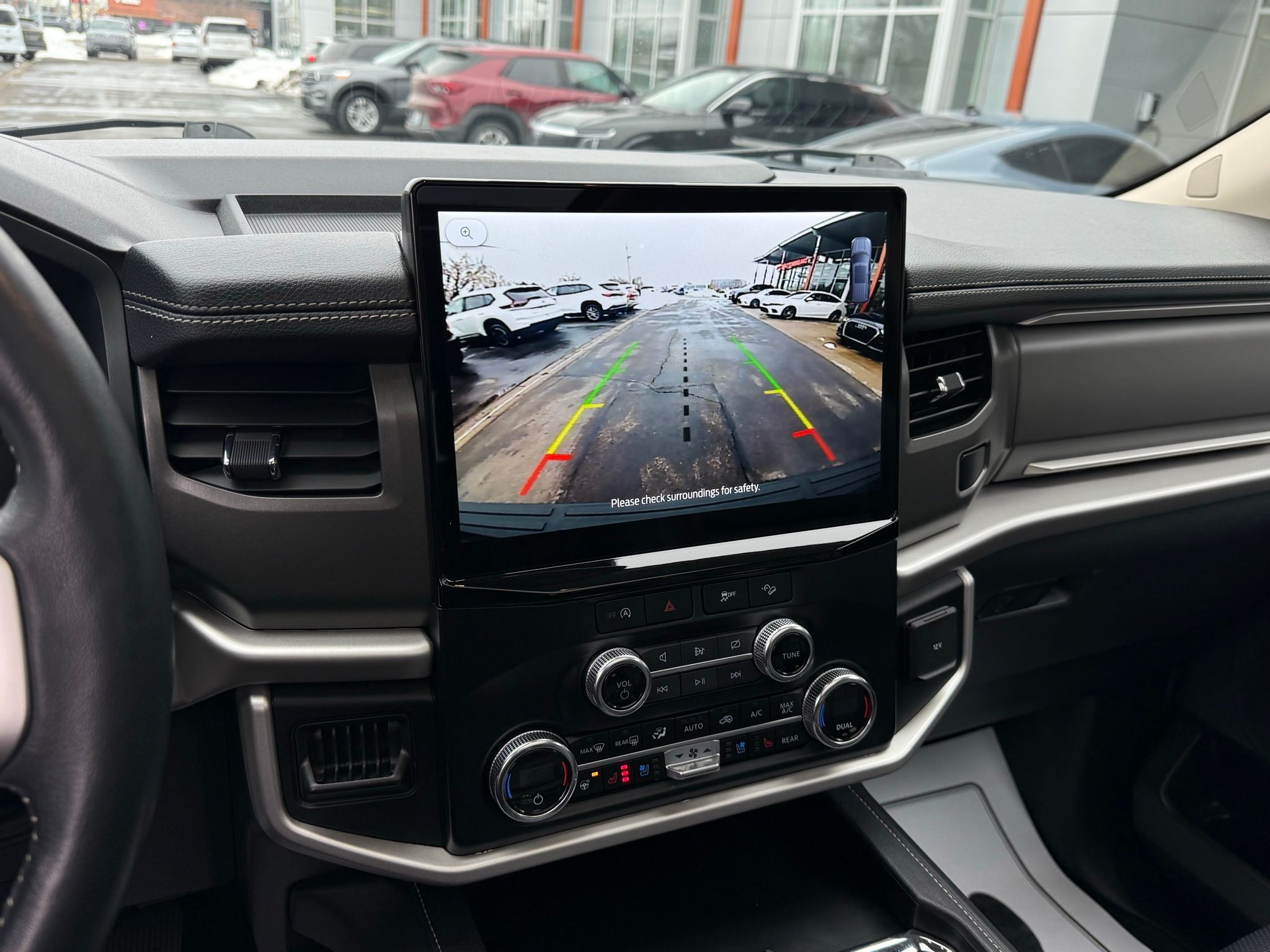 Ford Expedition  2023