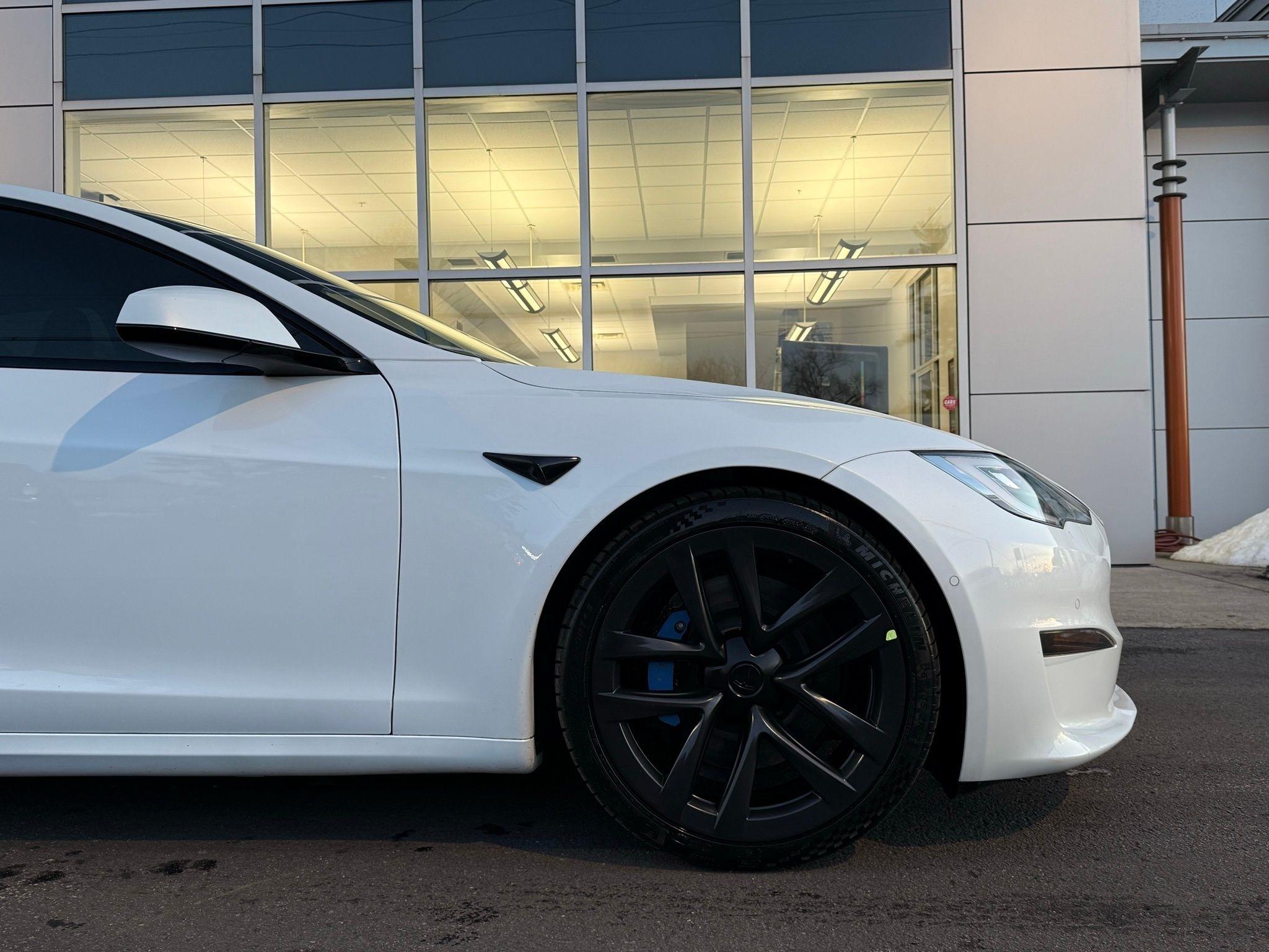 Tesla Model S  2021
