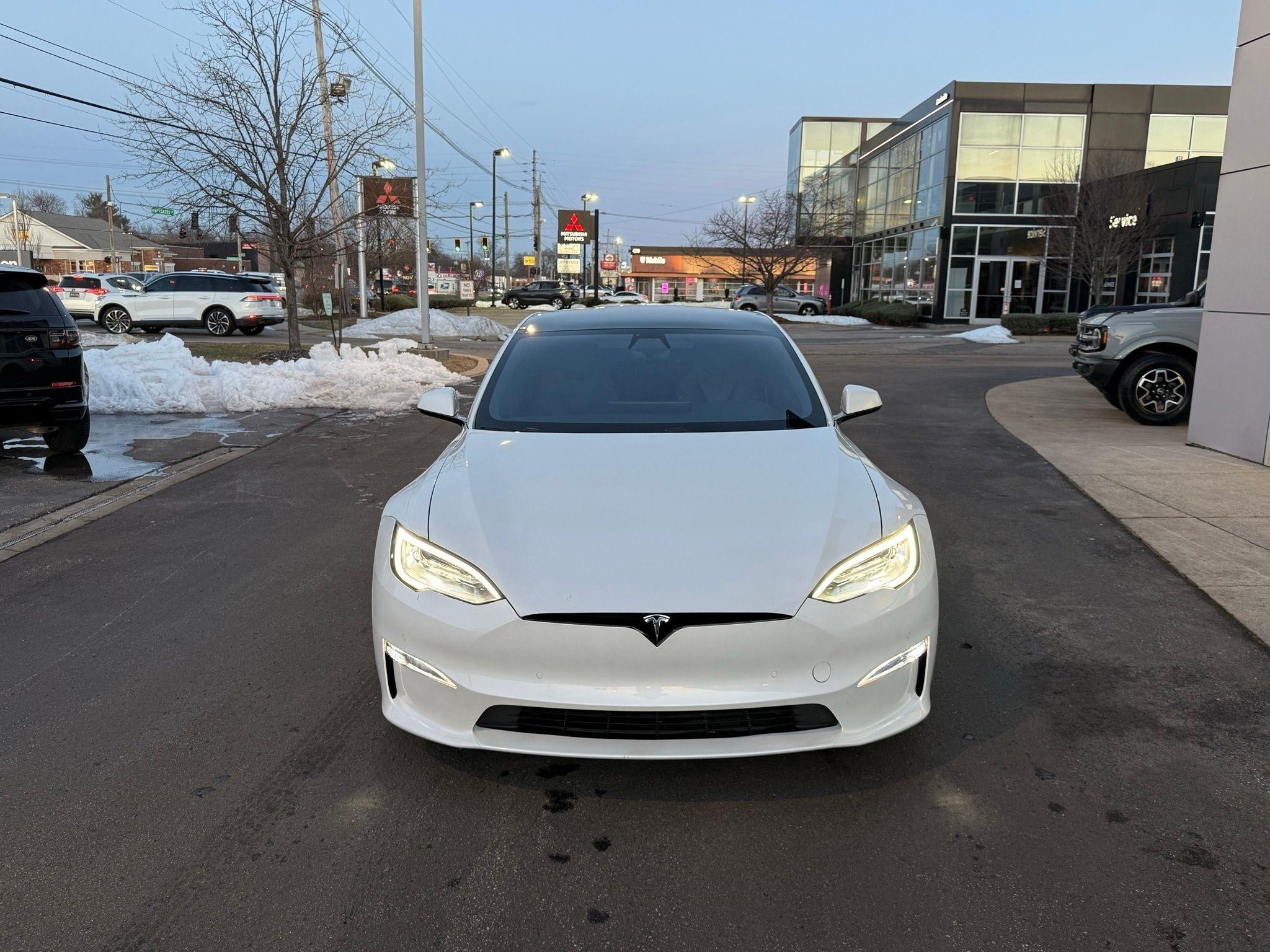 Tesla Model S  2021