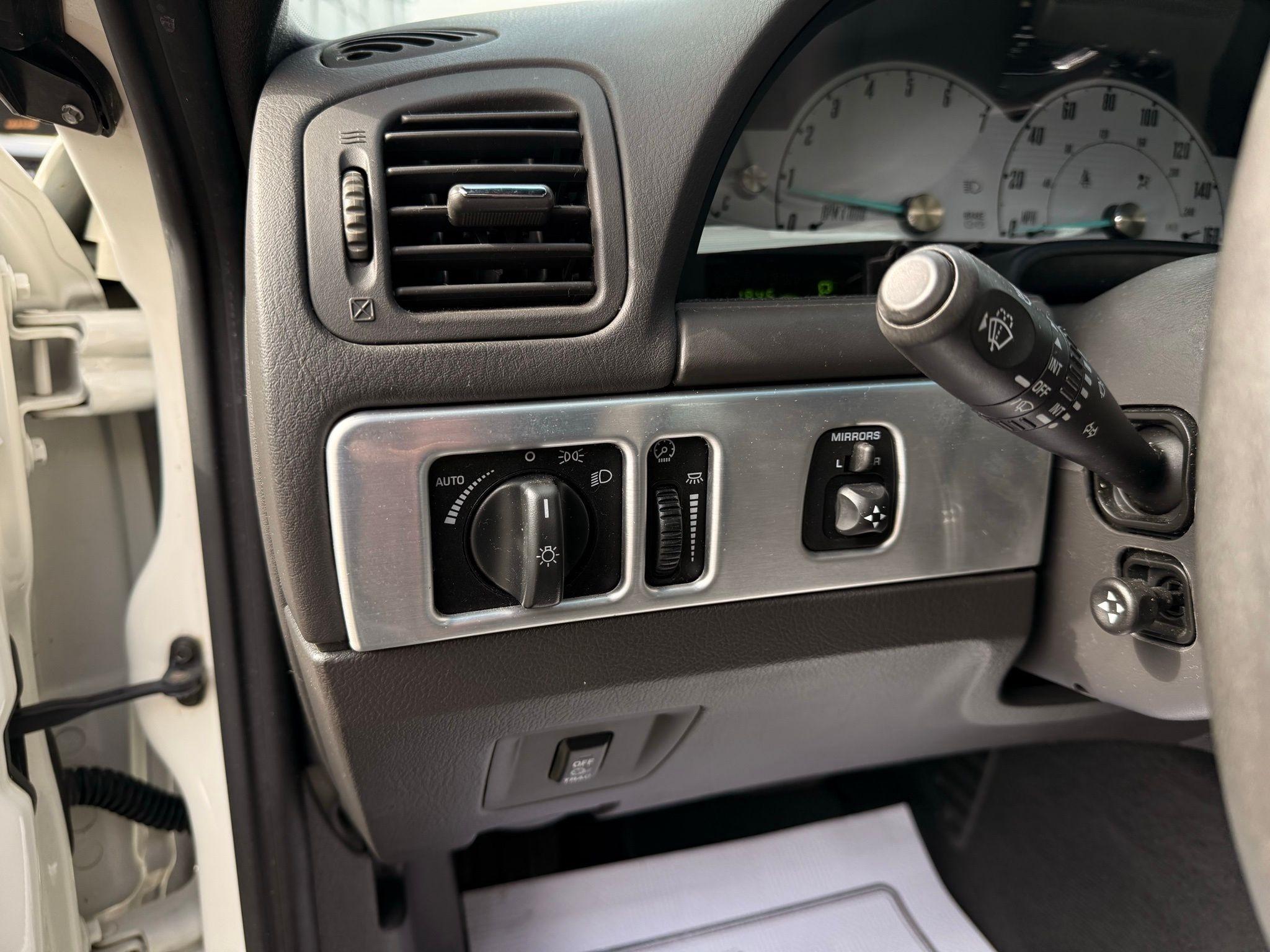 Ford Thunderbird  2002