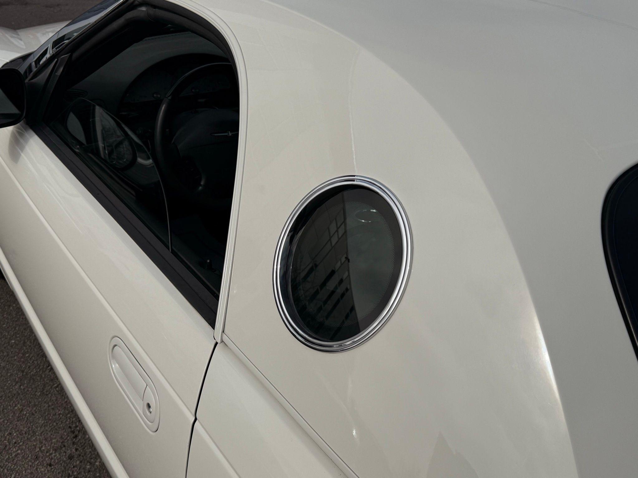 Ford Thunderbird  2002