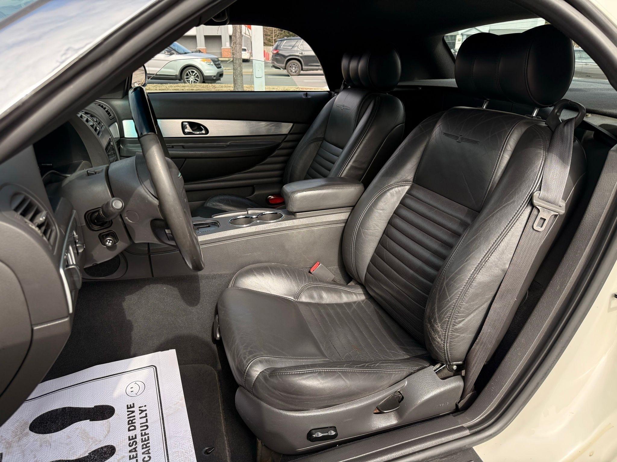 Ford Thunderbird  2002