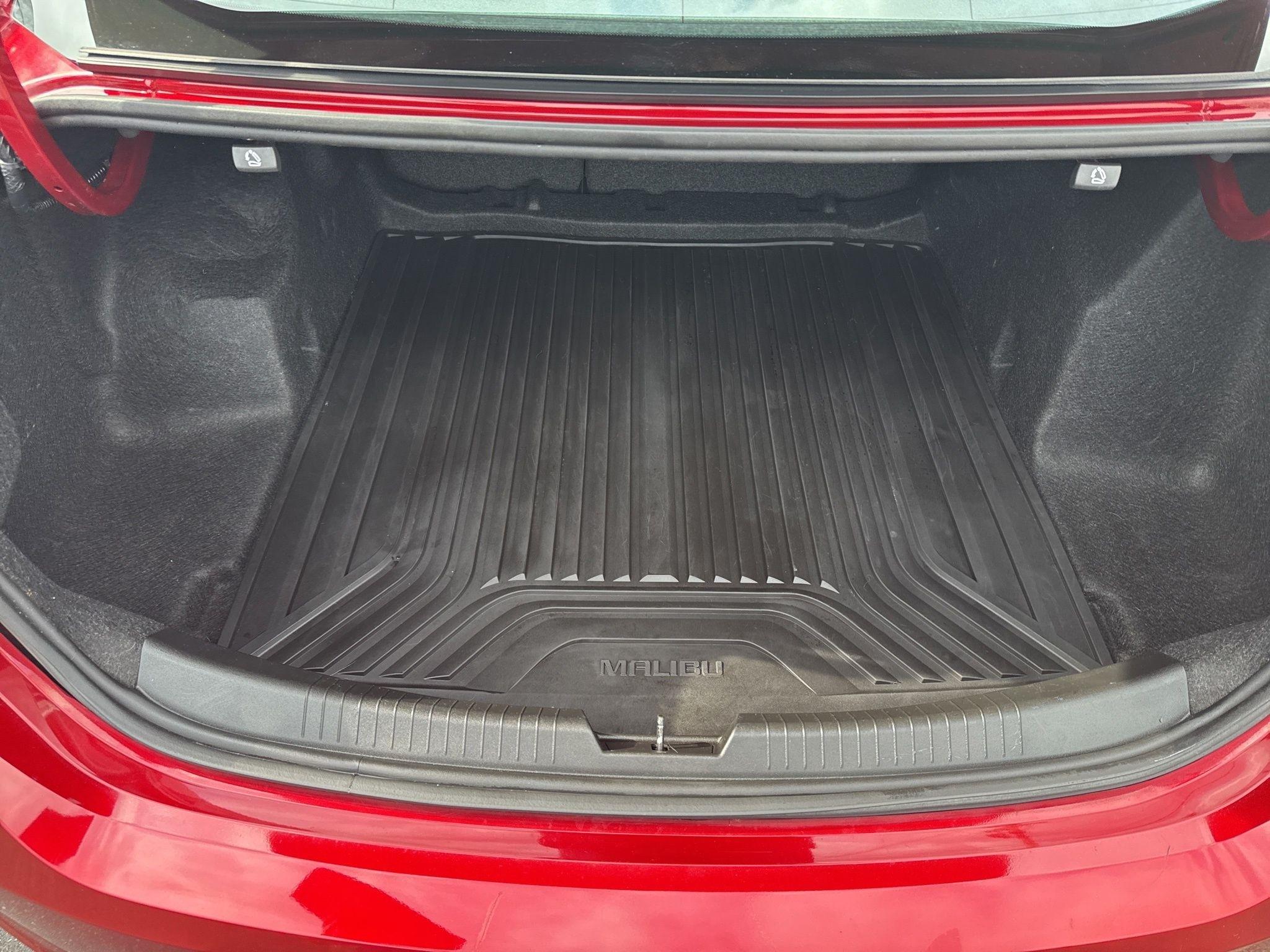 Chevrolet Malibu  2021