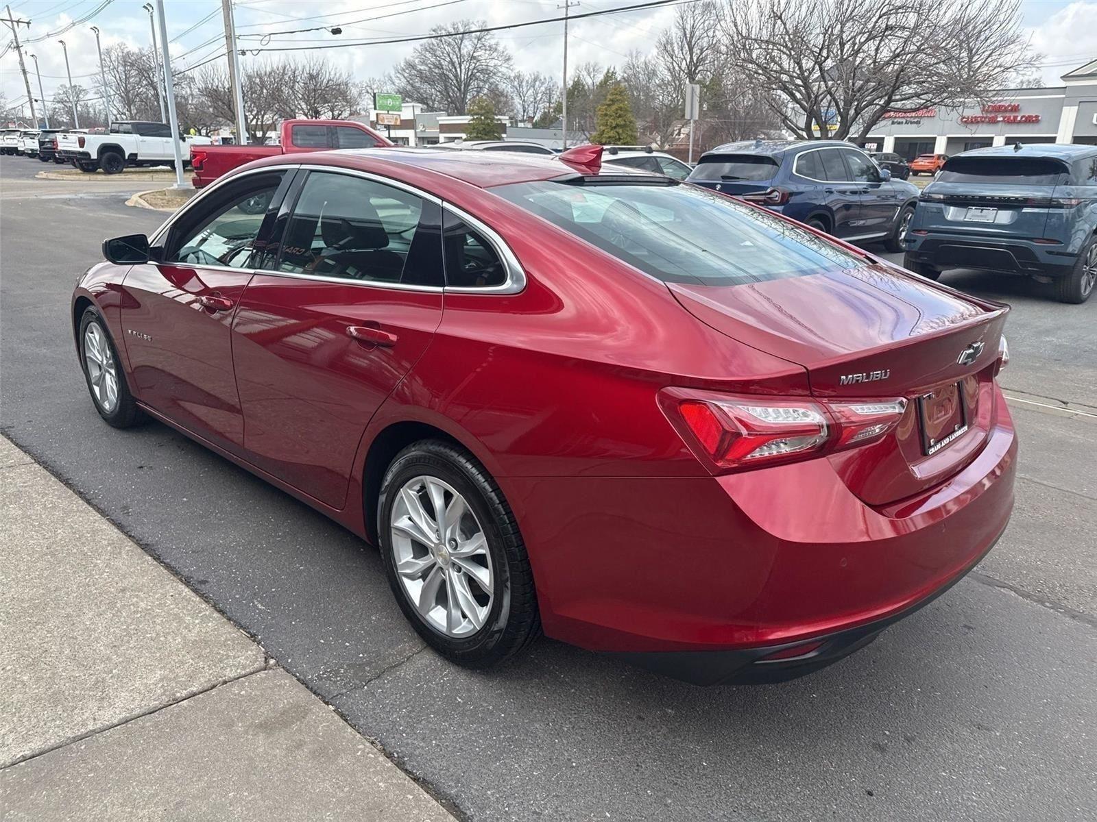 Chevrolet Malibu  2021