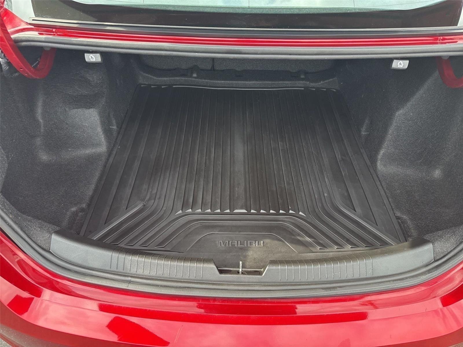 Chevrolet Malibu  2021