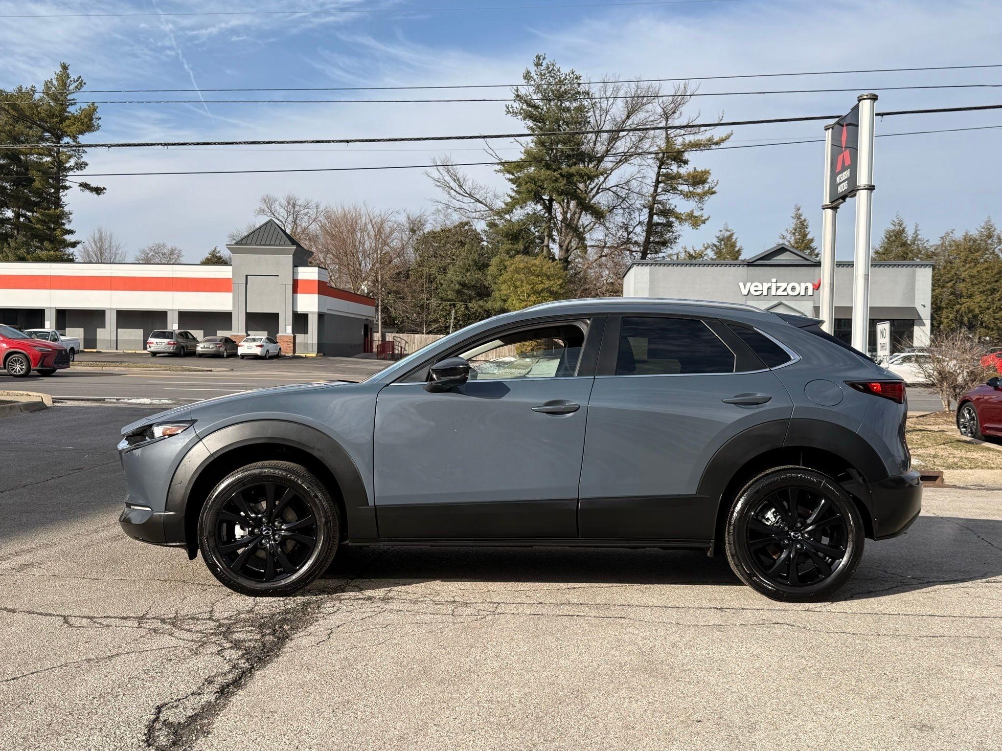 Mazda CX-30  2025
