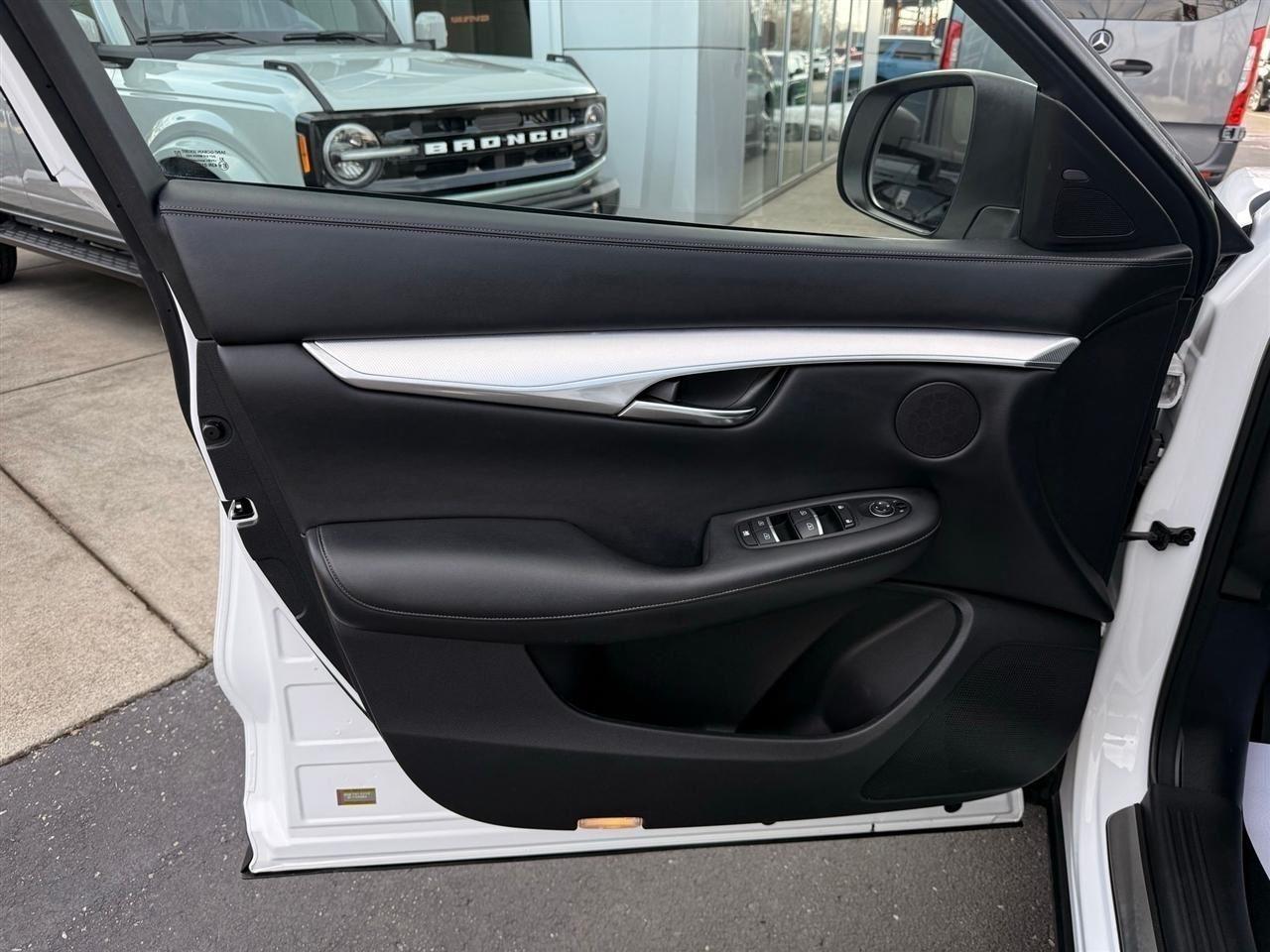 Infiniti QX50  2021