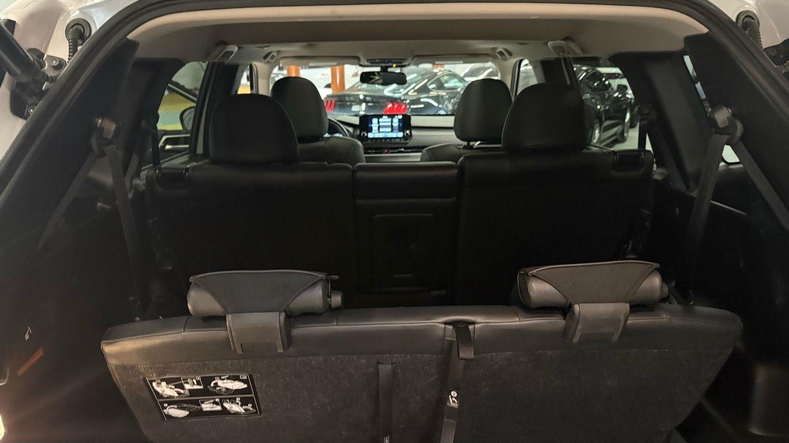 Mitsubishi Outlander PHEV  2024