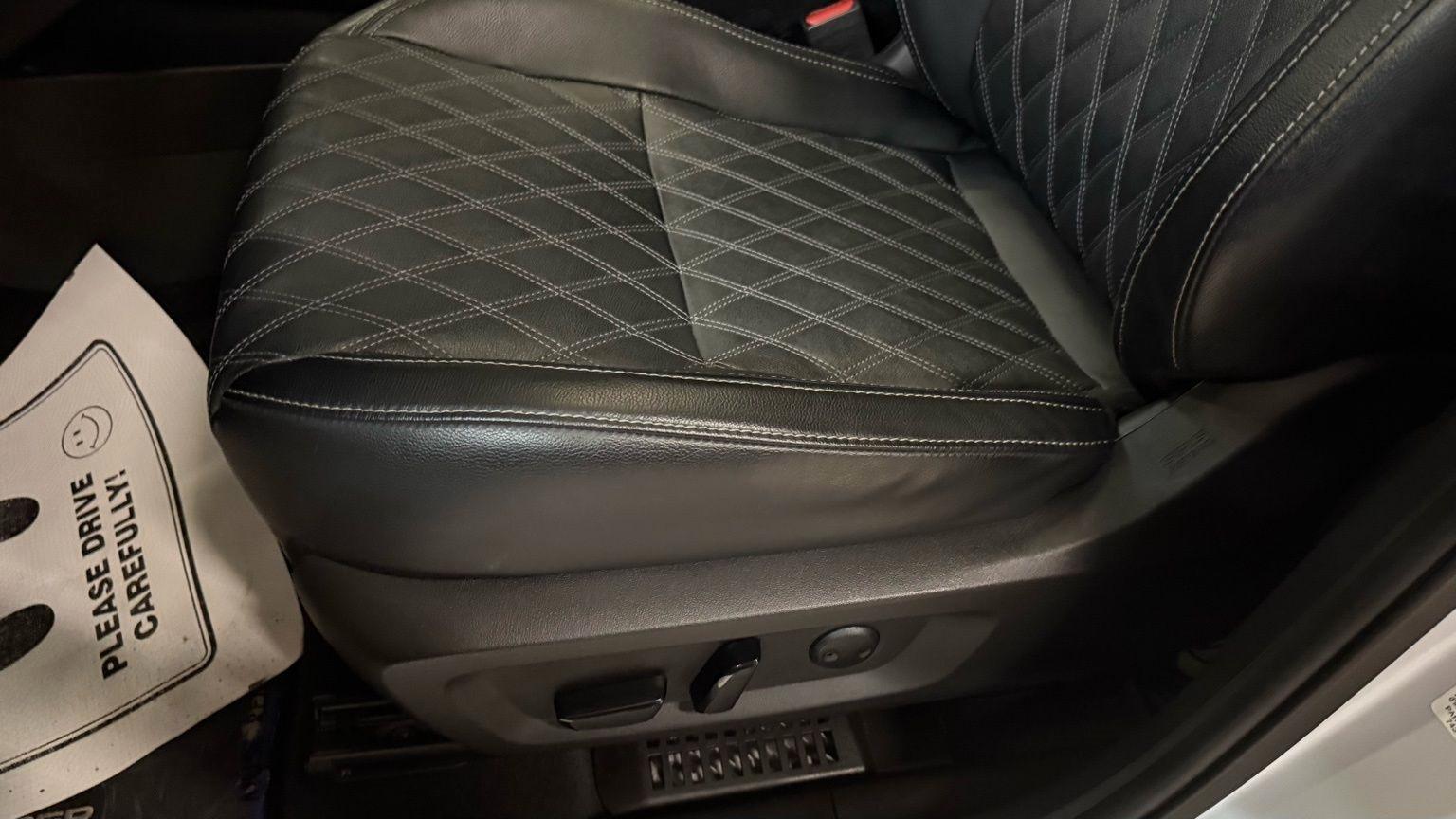 Mitsubishi Outlander PHEV  2024