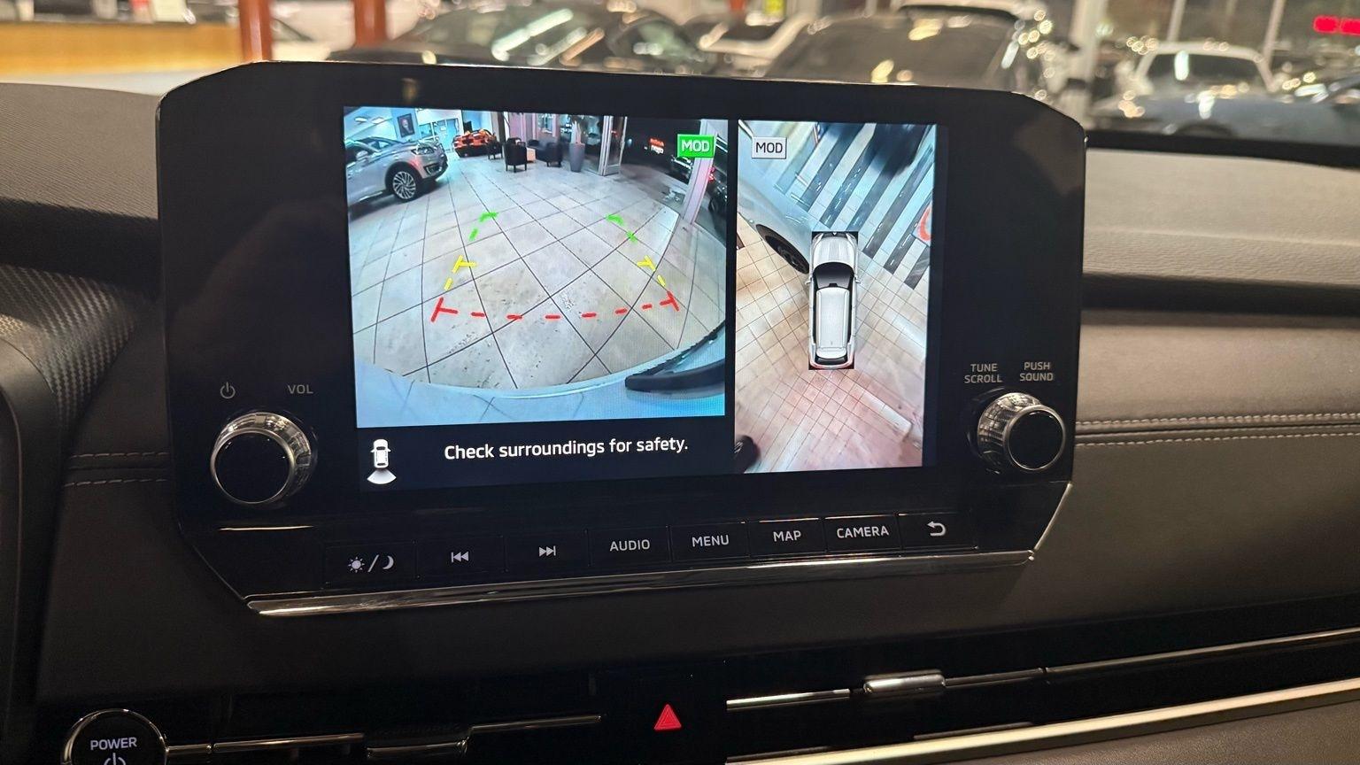 Mitsubishi Outlander PHEV  2024