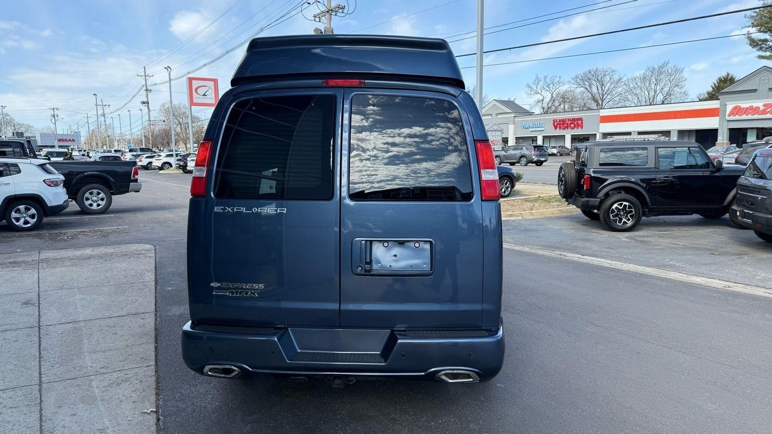 Chevrolet Express  2023