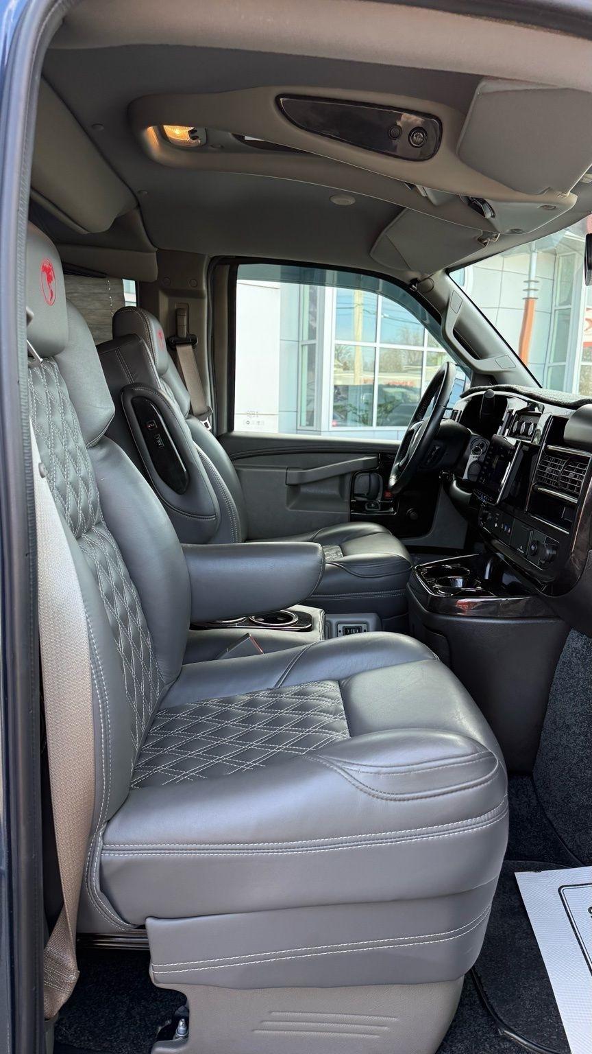 Chevrolet Express  2023