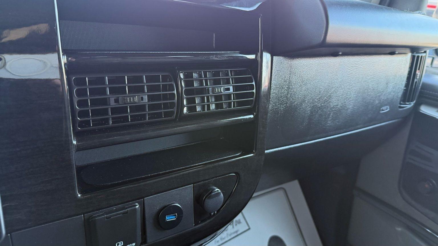 Chevrolet Express  2023