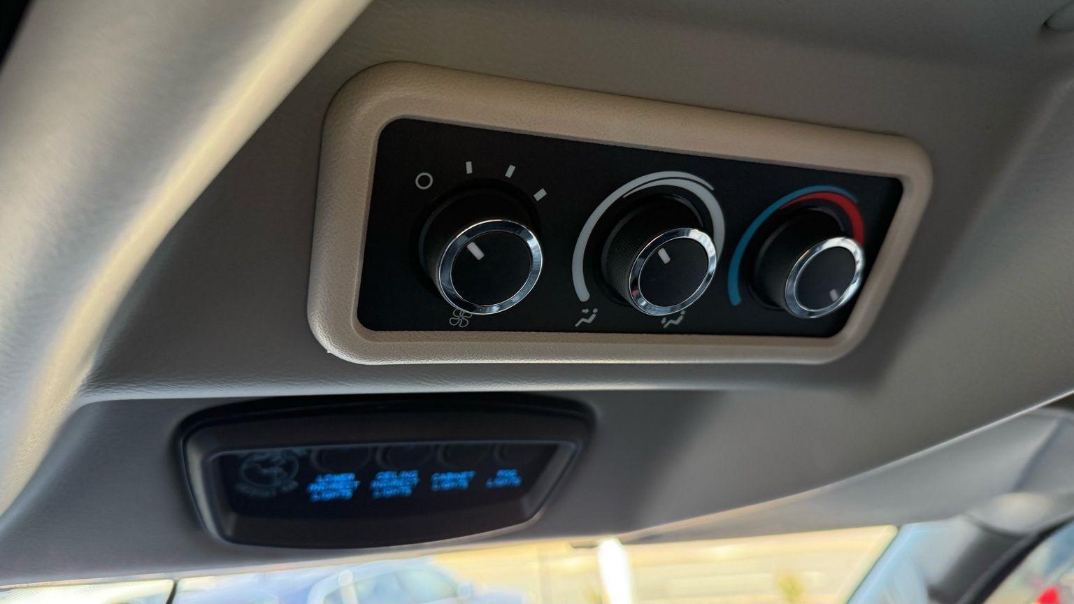 Chevrolet Express  2023