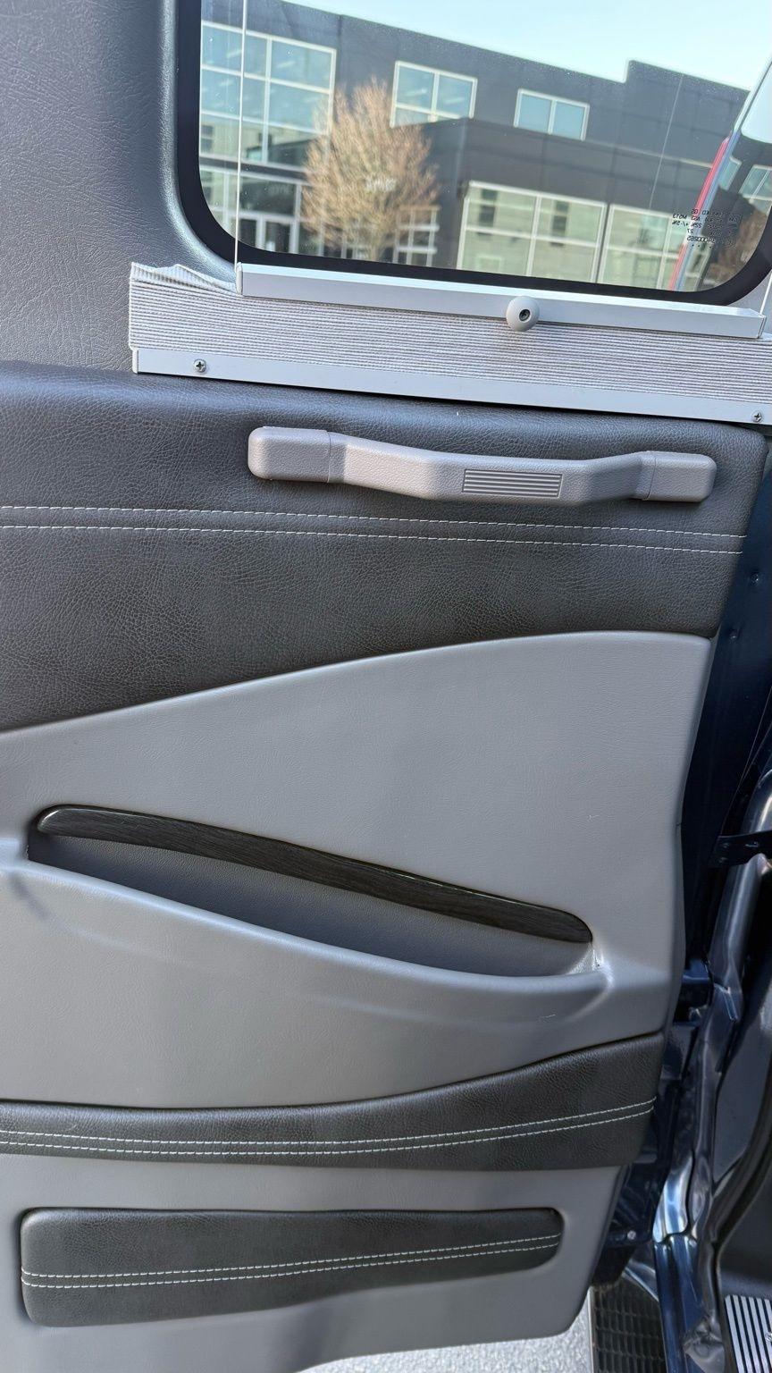 Chevrolet Express  2023