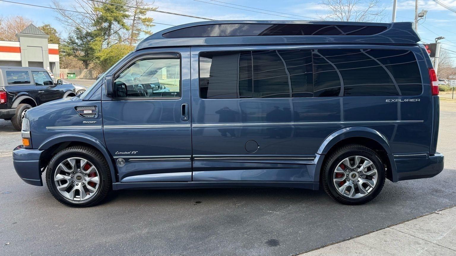 Chevrolet Express  2023