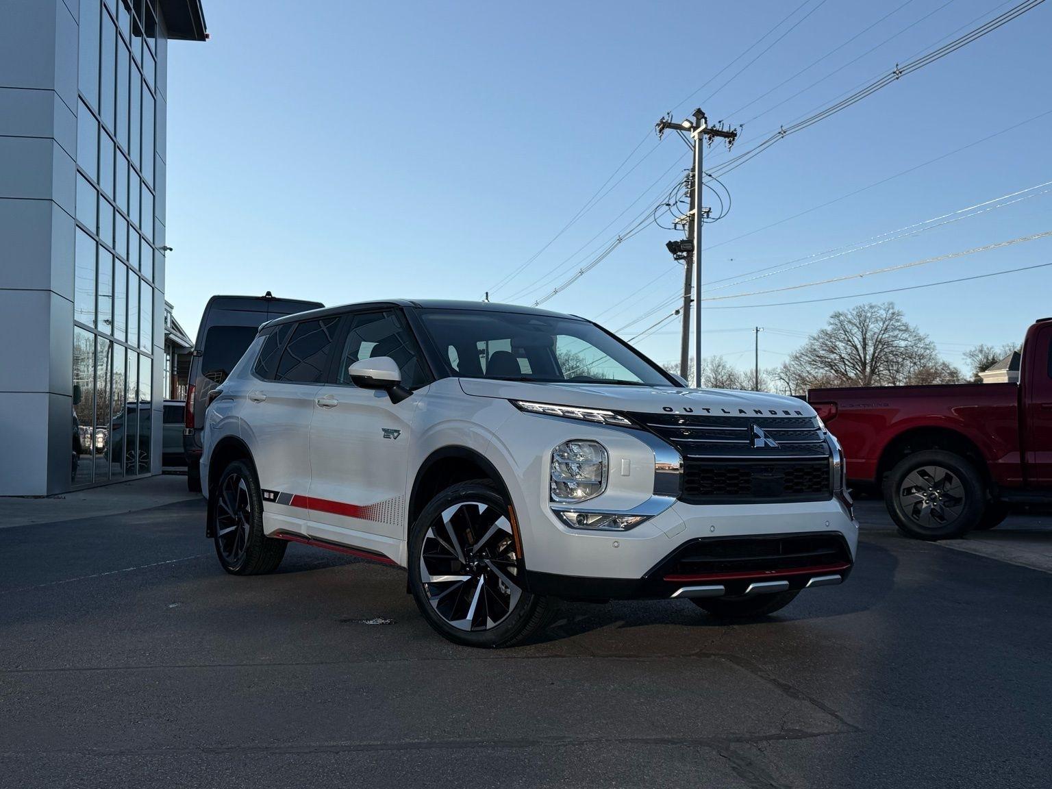 2024 Mitsubishi Outlander PHEV SE
