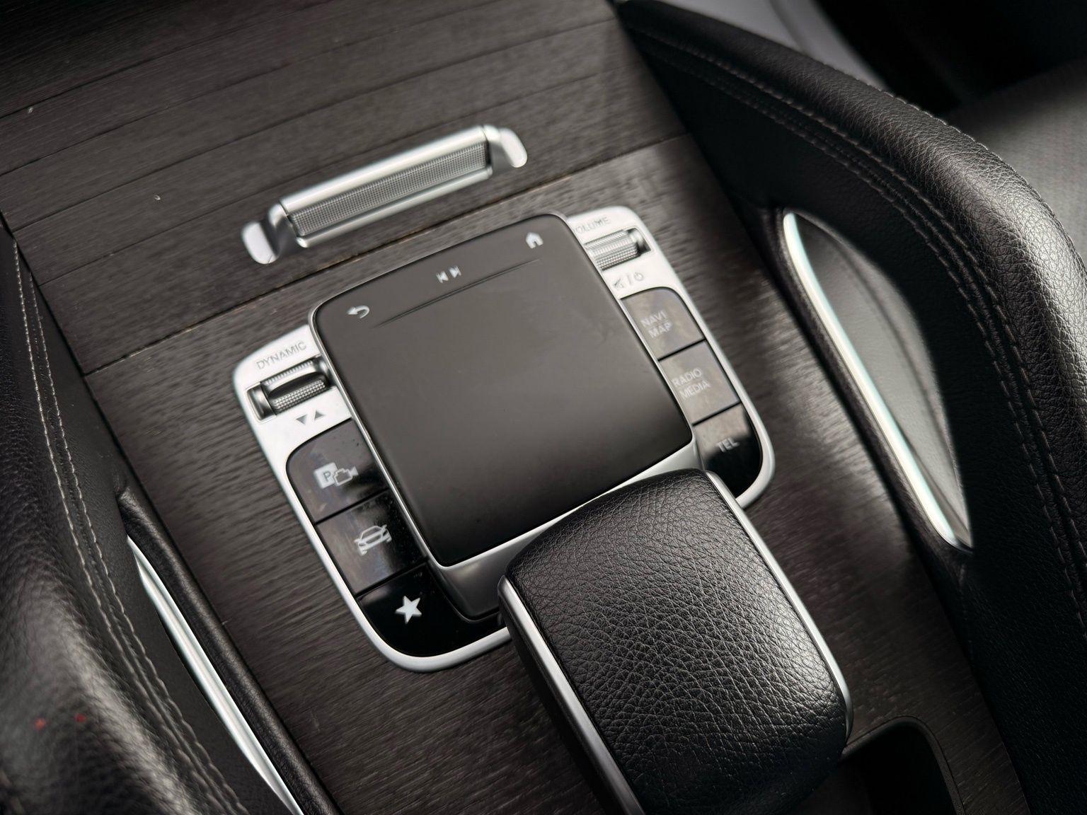 Mercedes-Benz GLE  2020