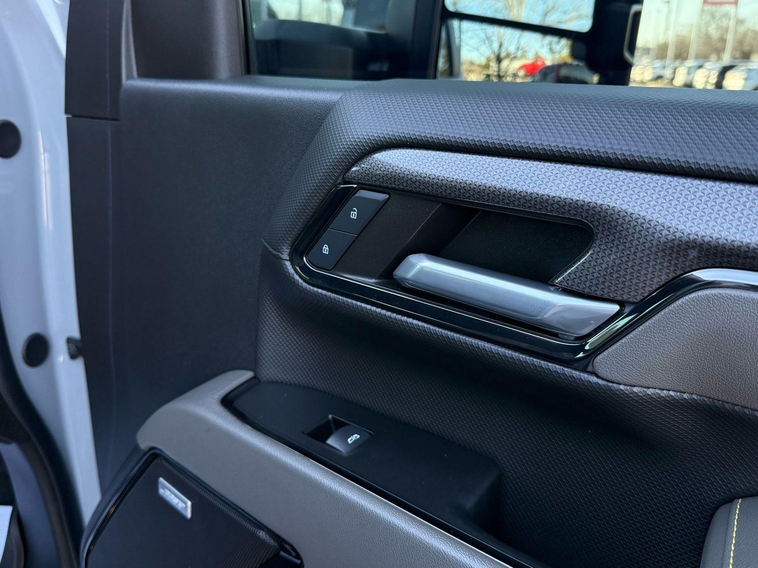 Chevrolet Silverado 2500HD  2024