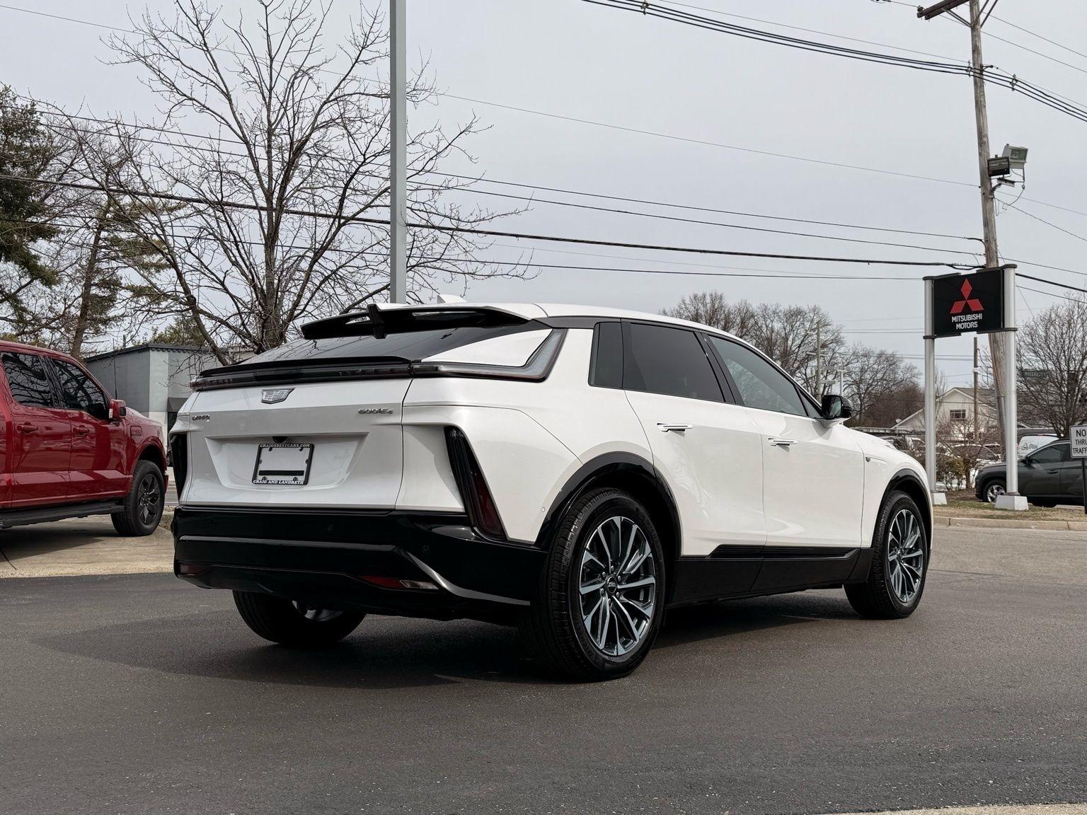 Cadillac Lyriq  2024