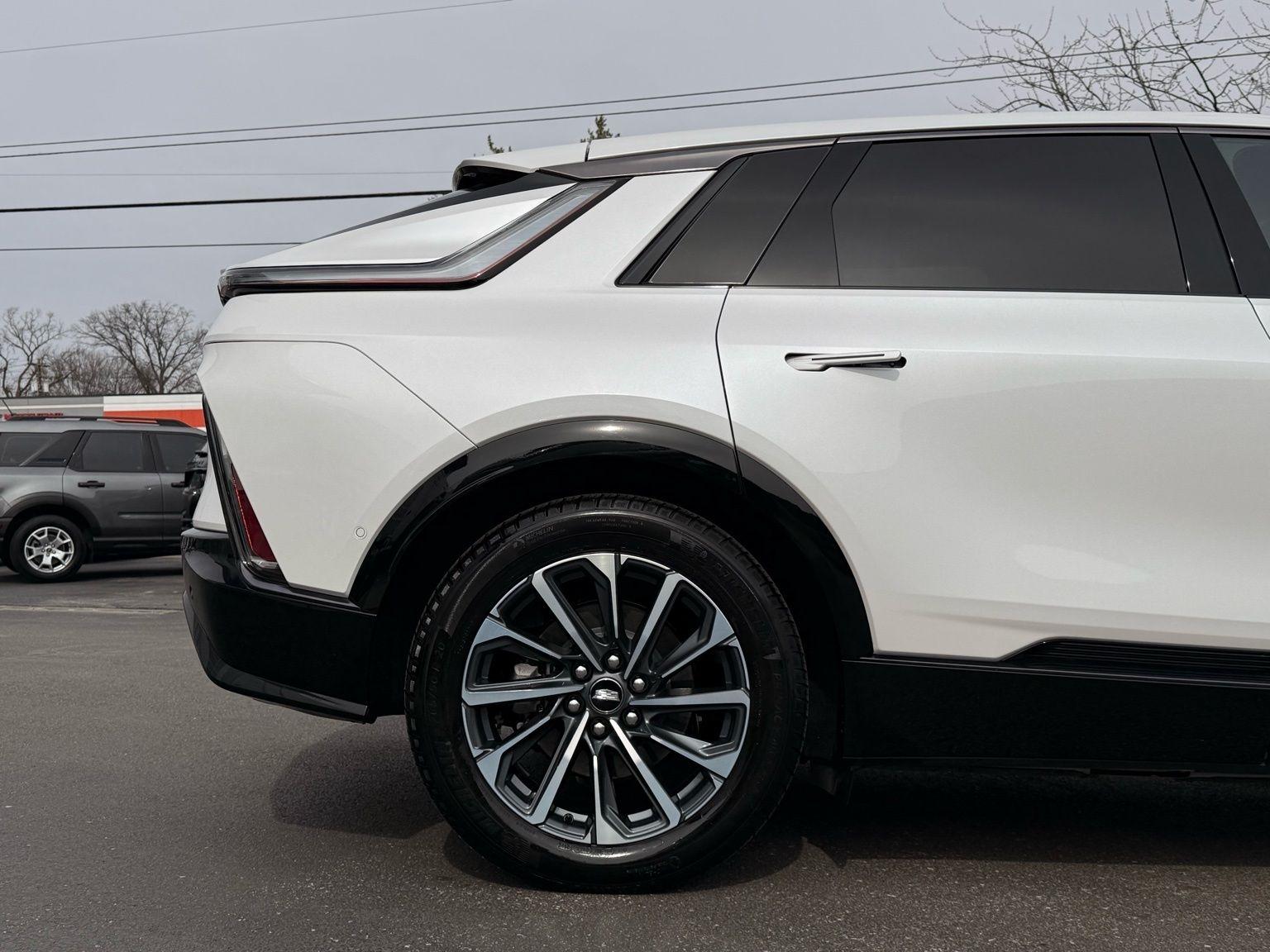 Cadillac Lyriq  2024