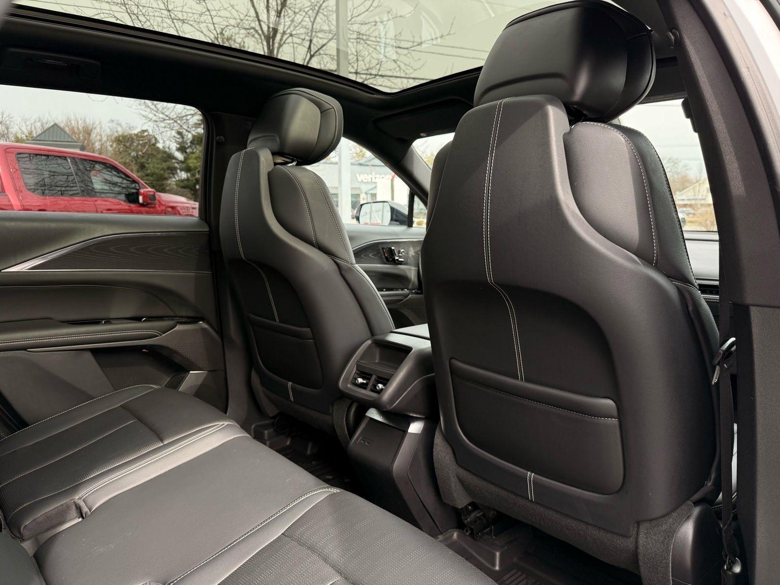 Cadillac Lyriq  2024