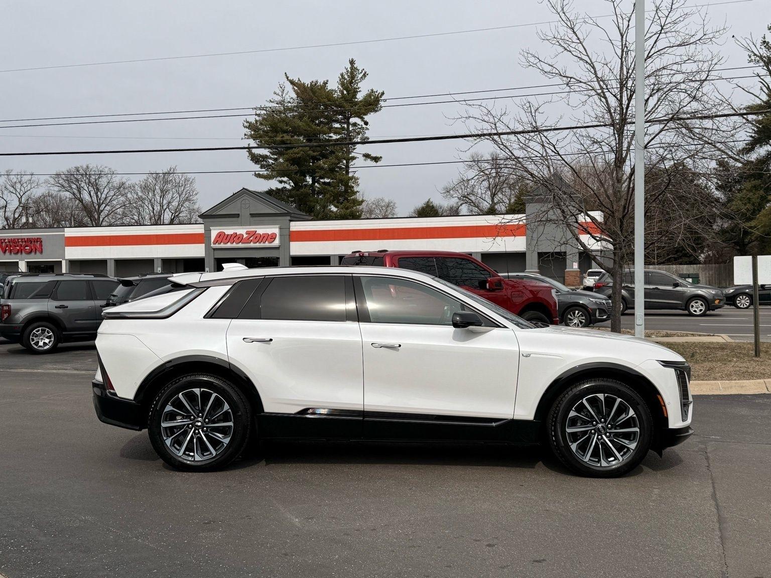 Cadillac Lyriq  2024