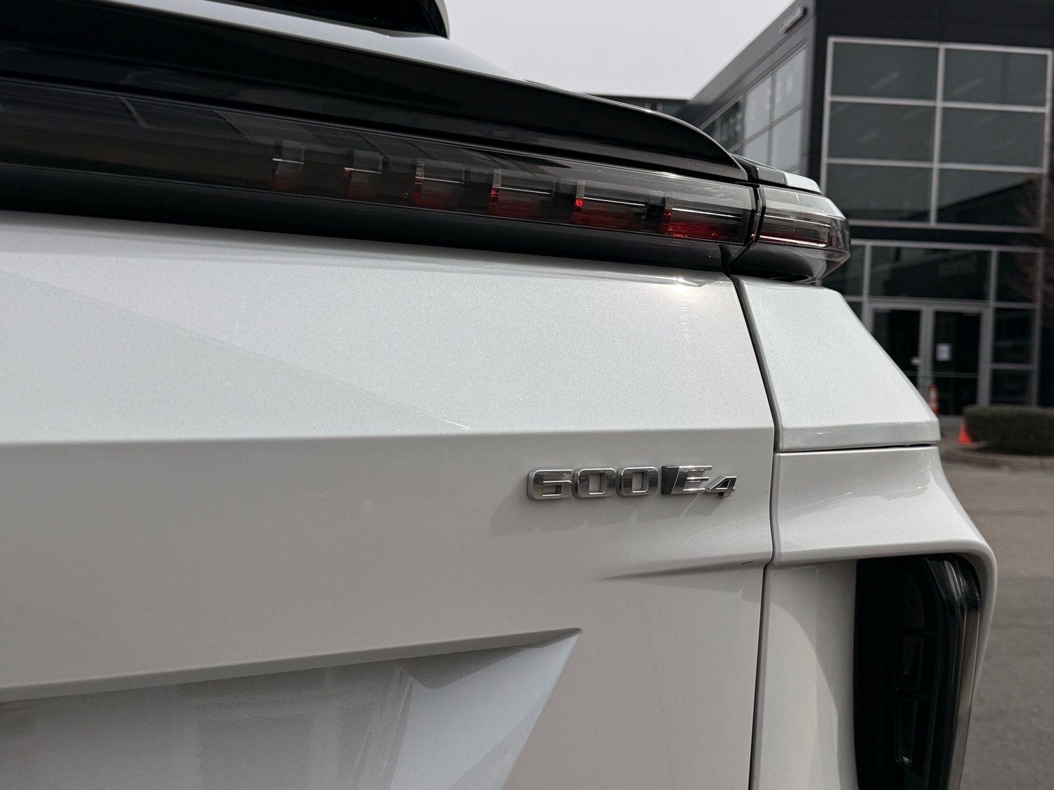 Cadillac Lyriq  2024