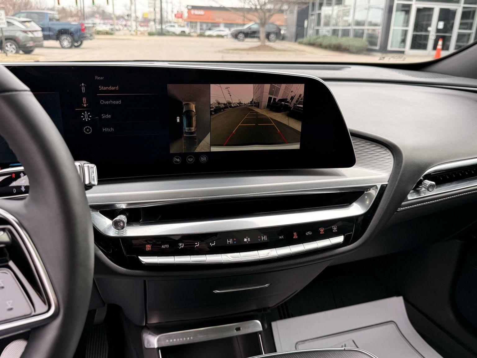 Cadillac Lyriq  2024