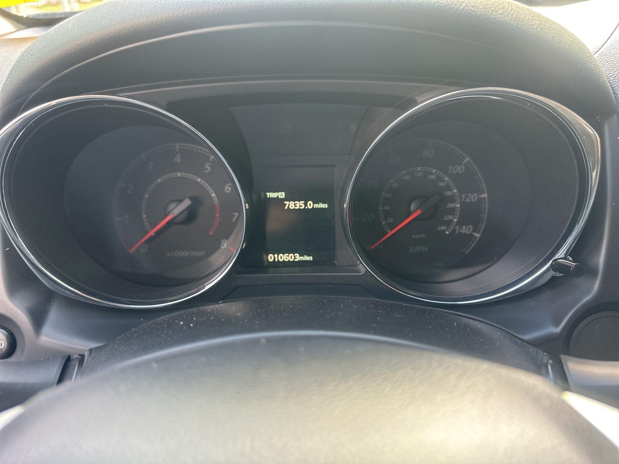 Mitsubishi Outlander Sport  2024