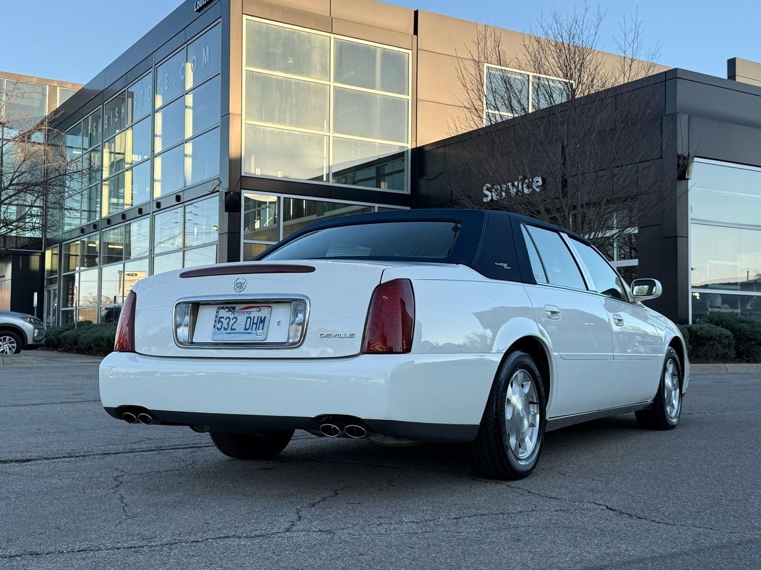 Cadillac DeVille  2002
