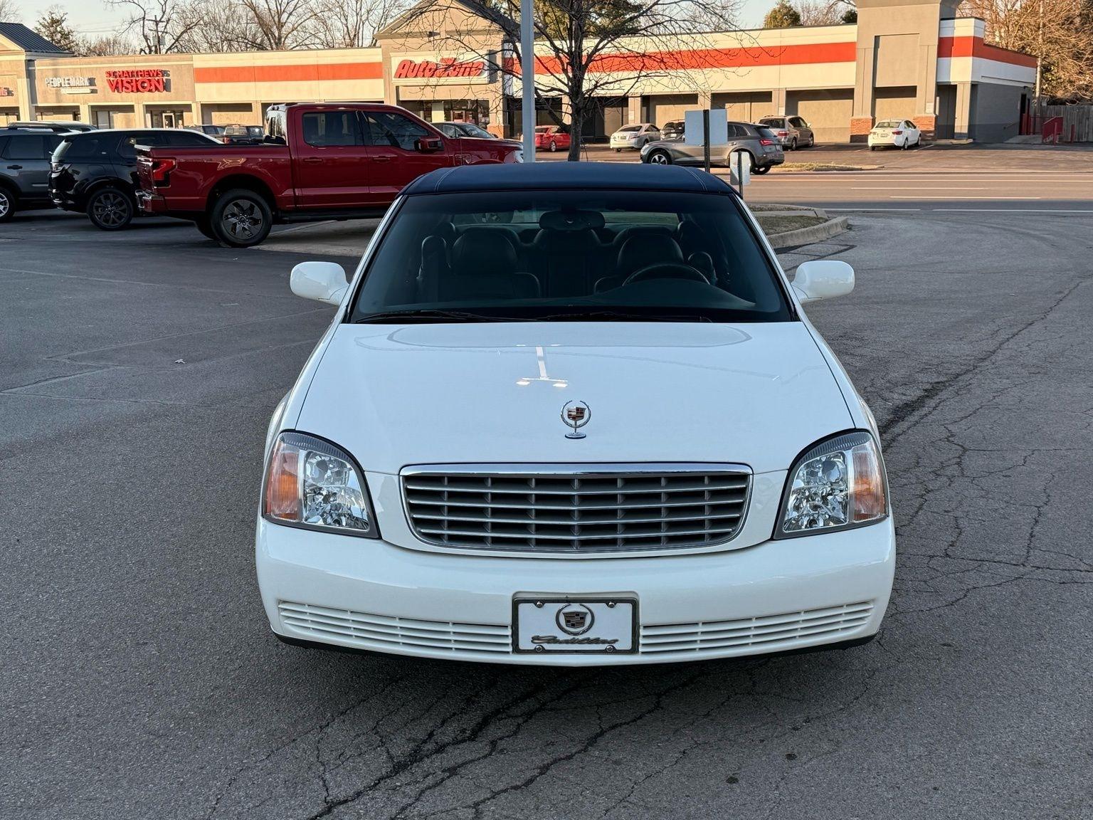 Cadillac DeVille  2002
