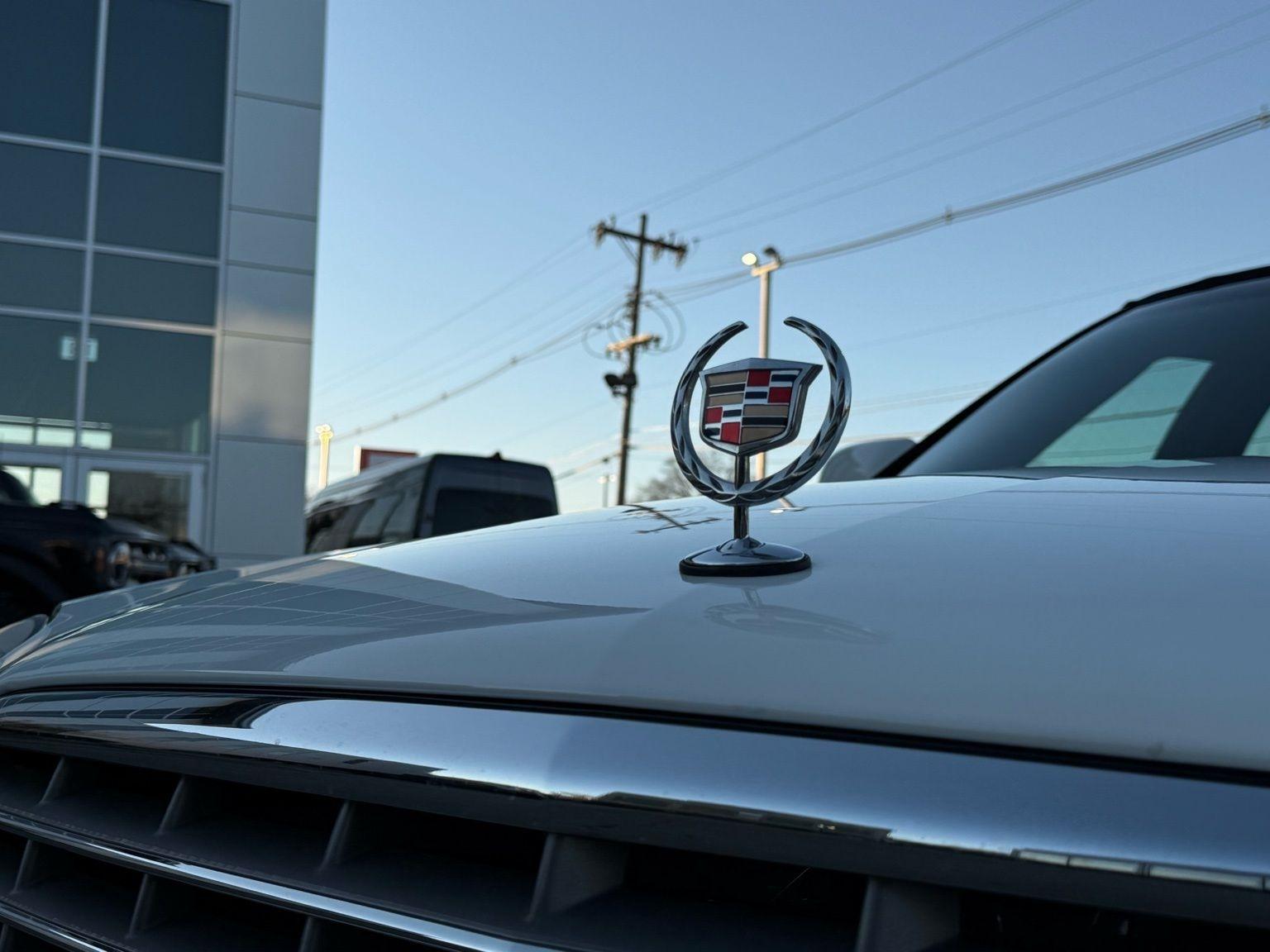 Cadillac DeVille  2002