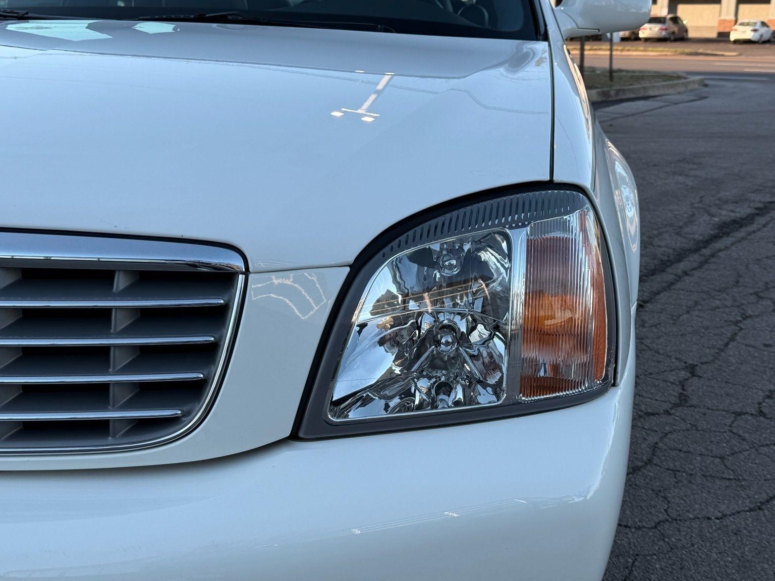 Cadillac DeVille  2002