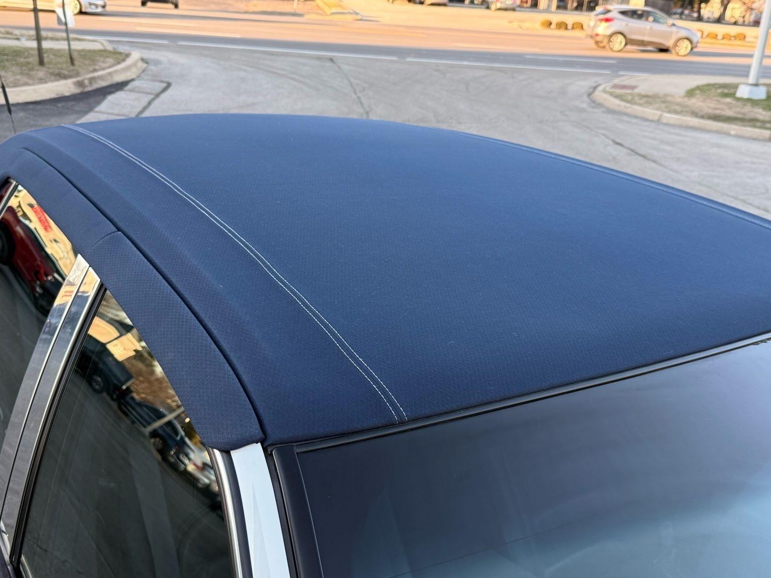 Cadillac DeVille  2002