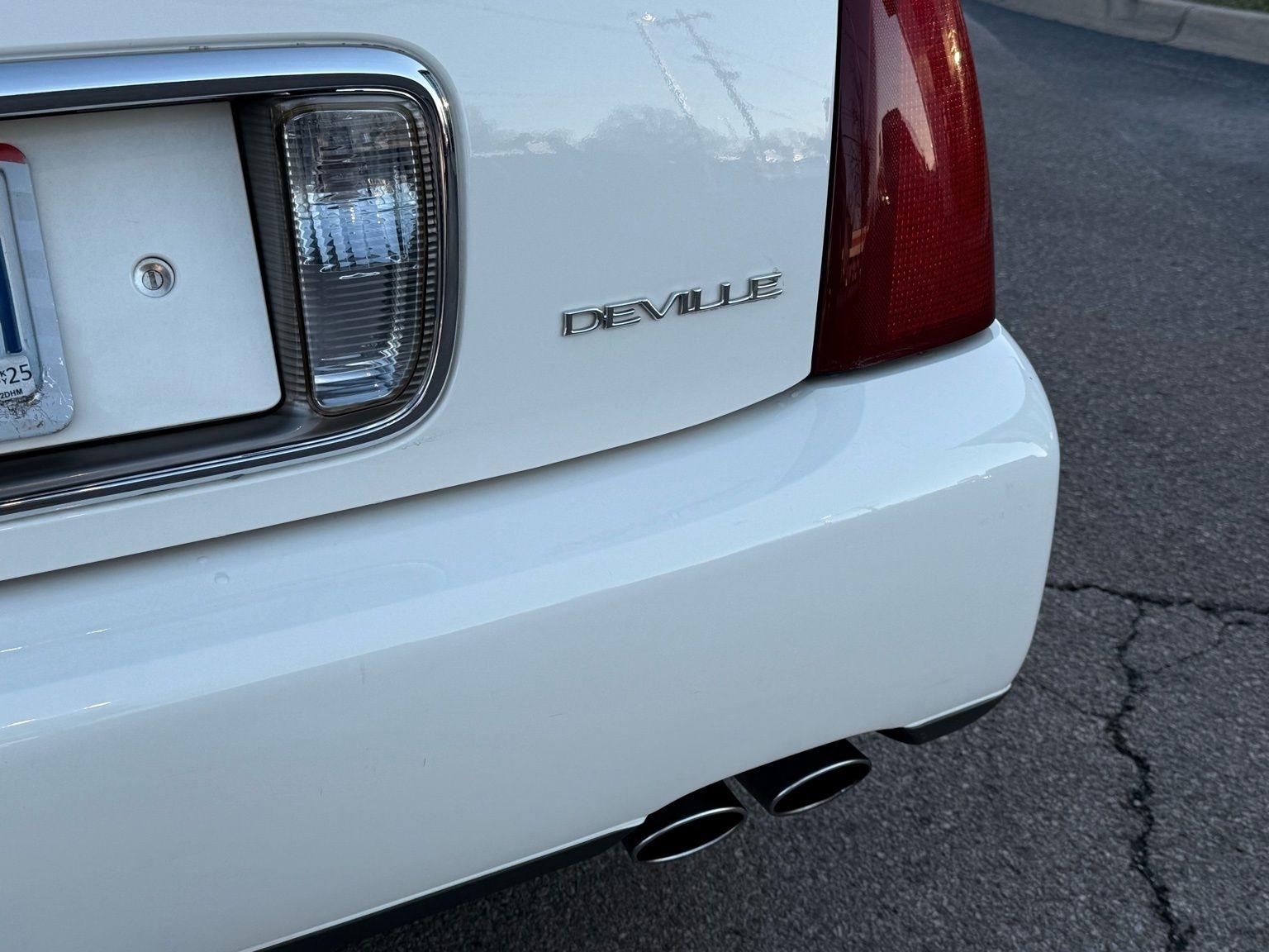 Cadillac DeVille  2002