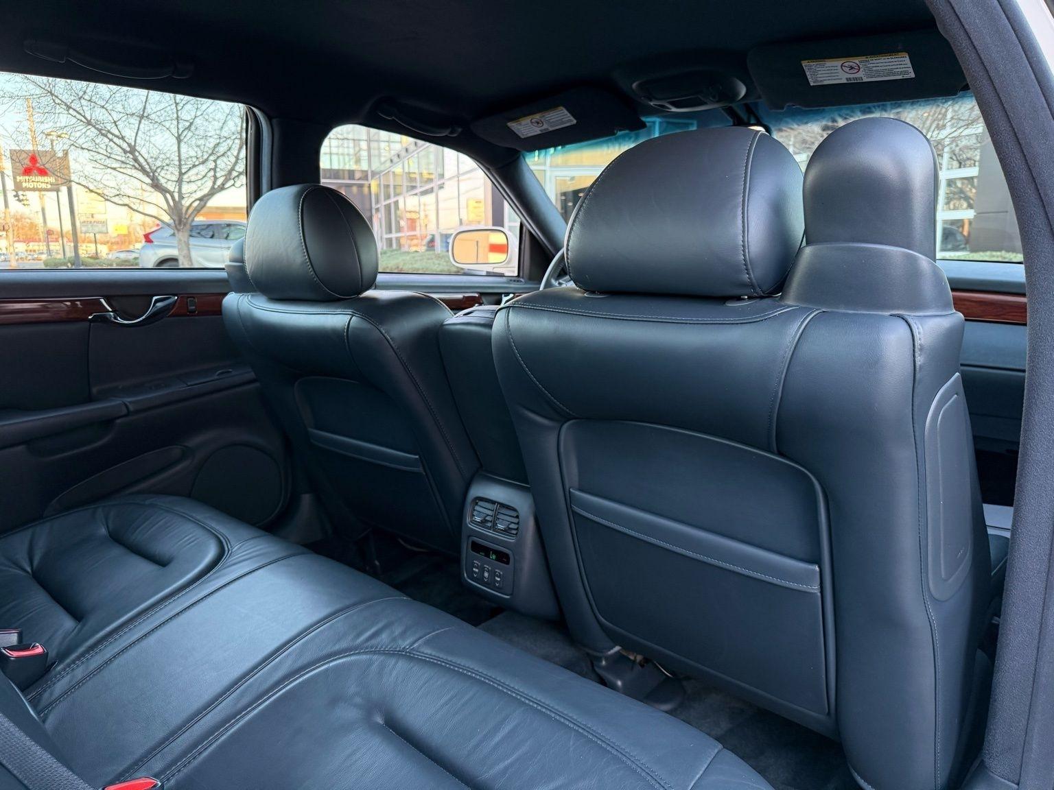 Cadillac DeVille  2002