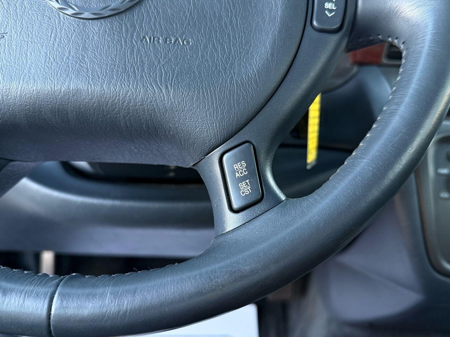 Cadillac DeVille  2002