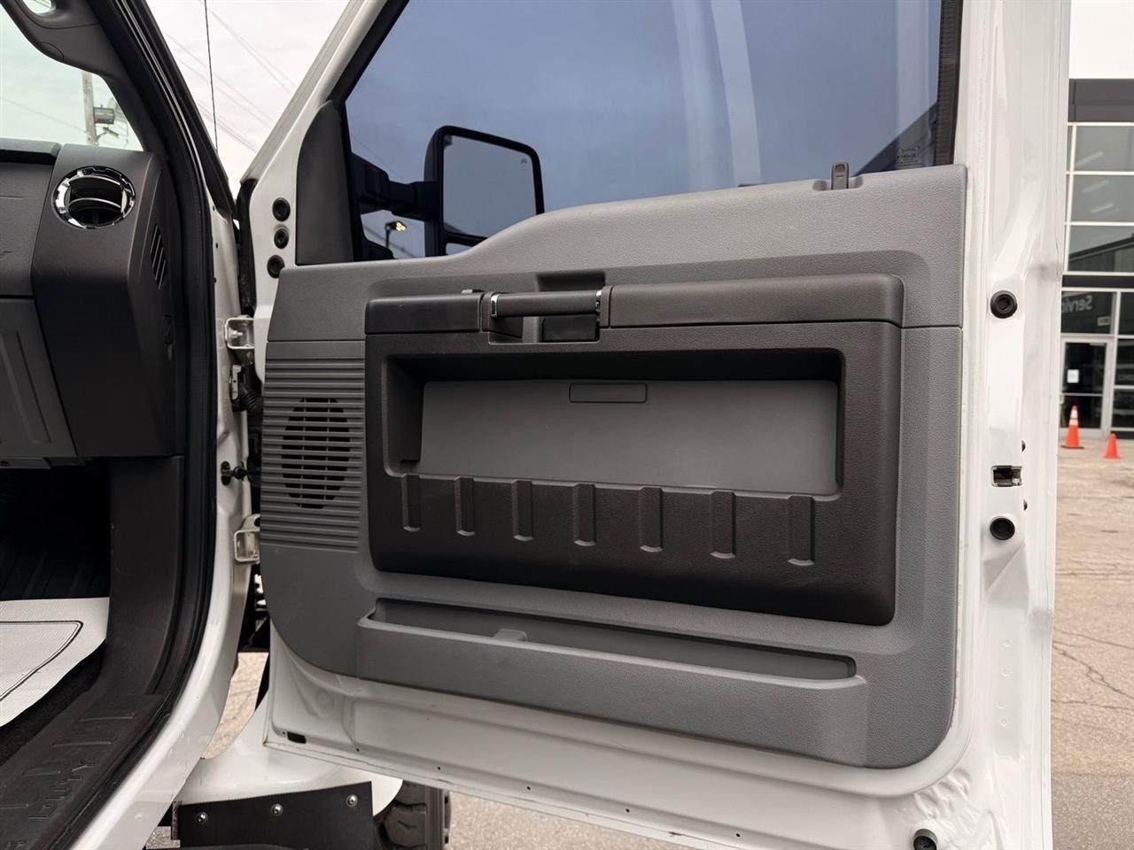 Ford F-650  2012
