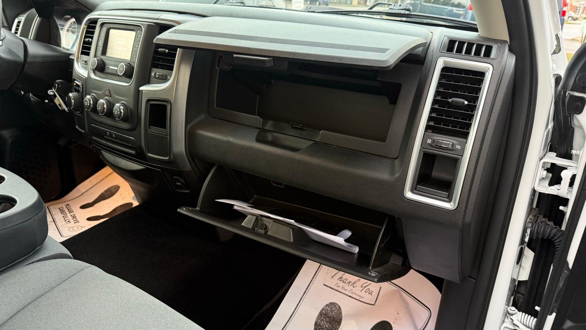 RAM 1500 Classic  2024