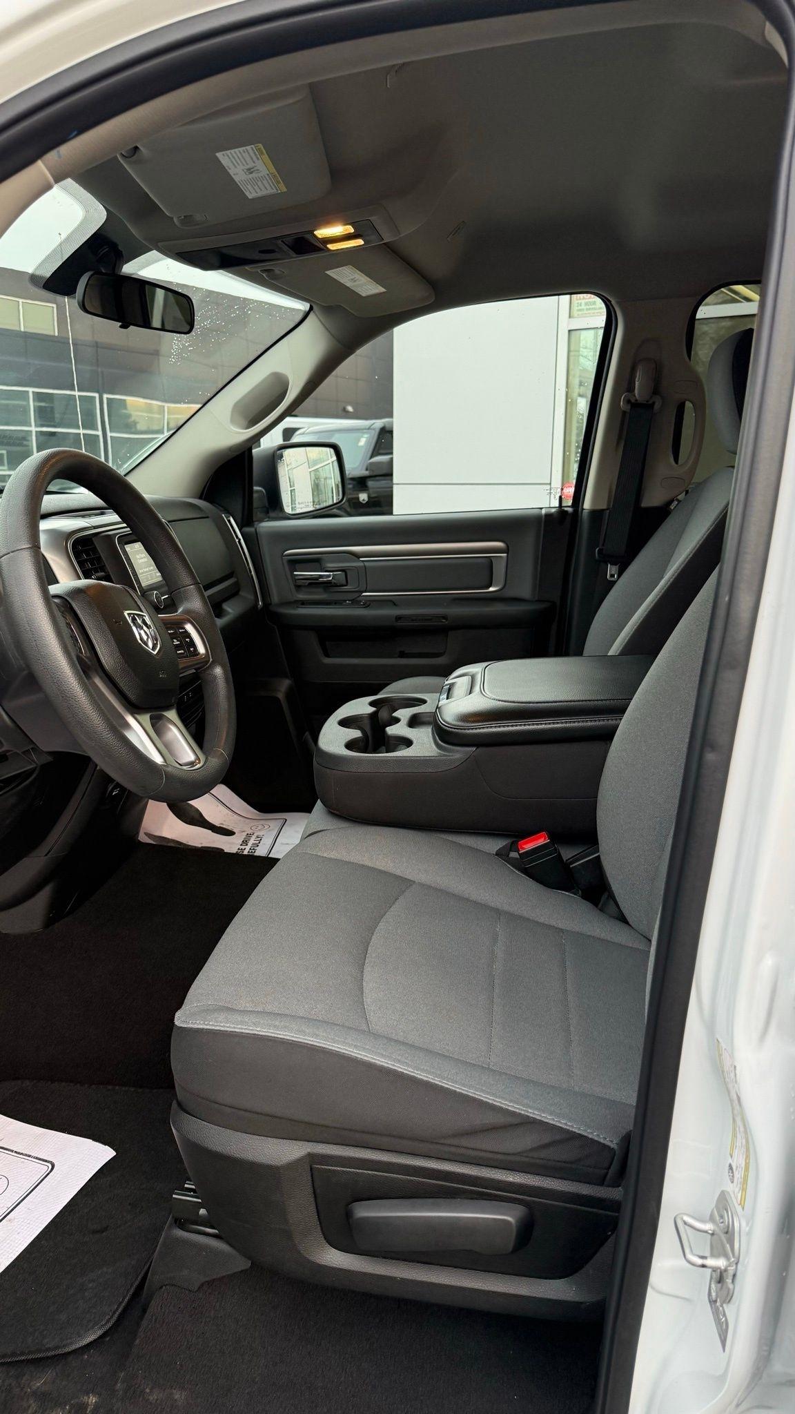 RAM 1500 Classic  2024