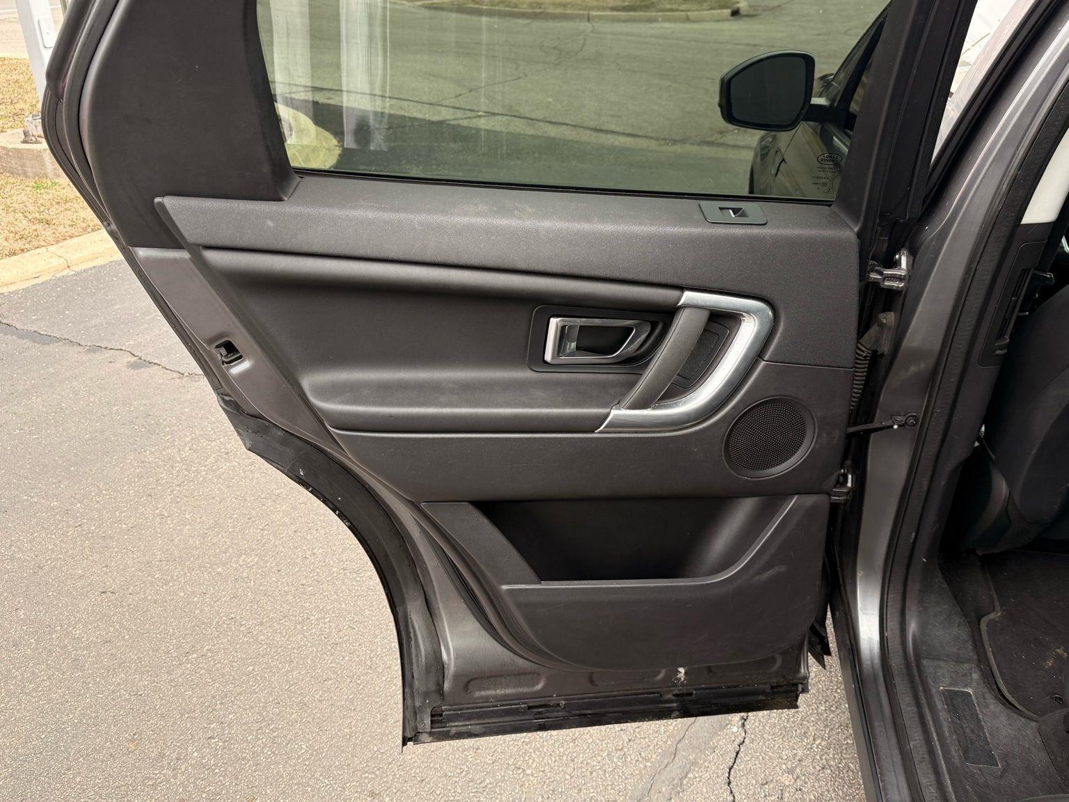 Land Rover Discovery Sport  2016