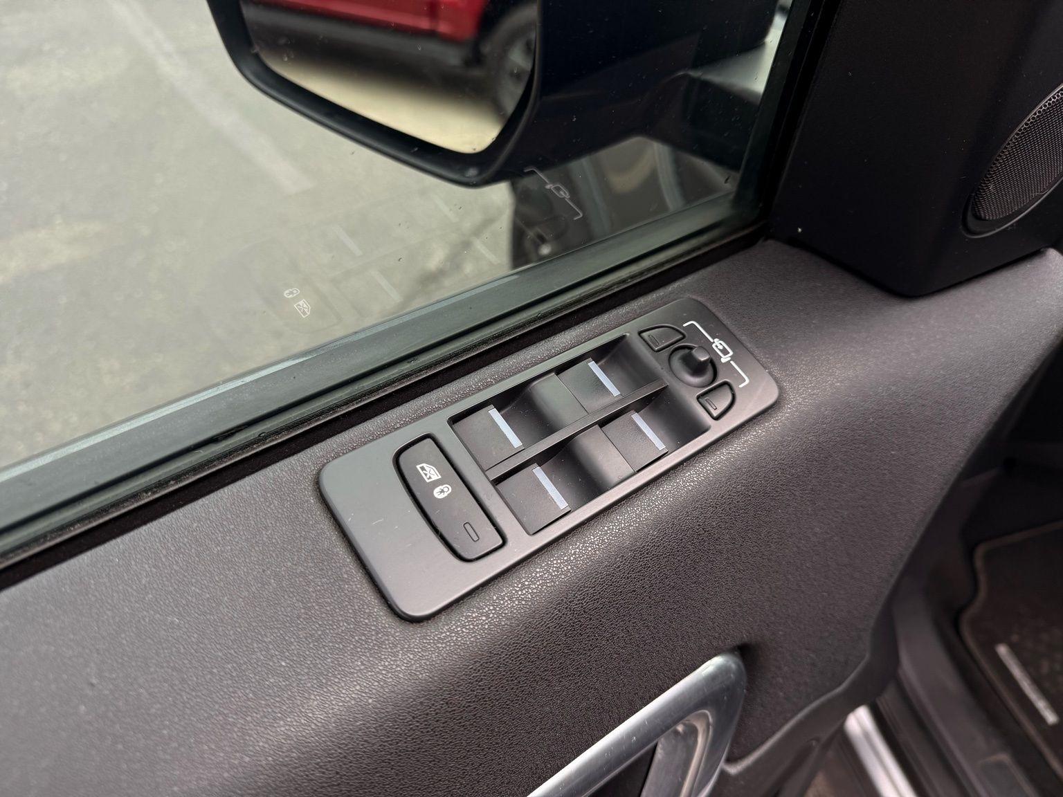 Land Rover Discovery Sport  2016