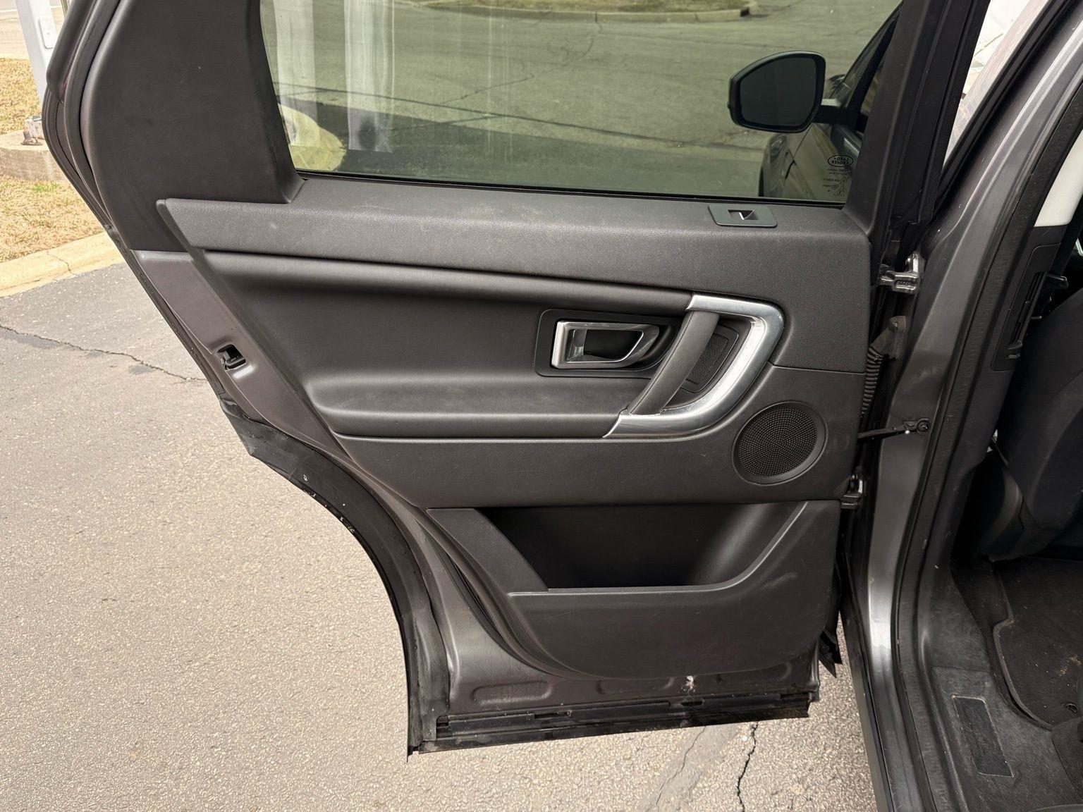 Land Rover Discovery Sport  2016